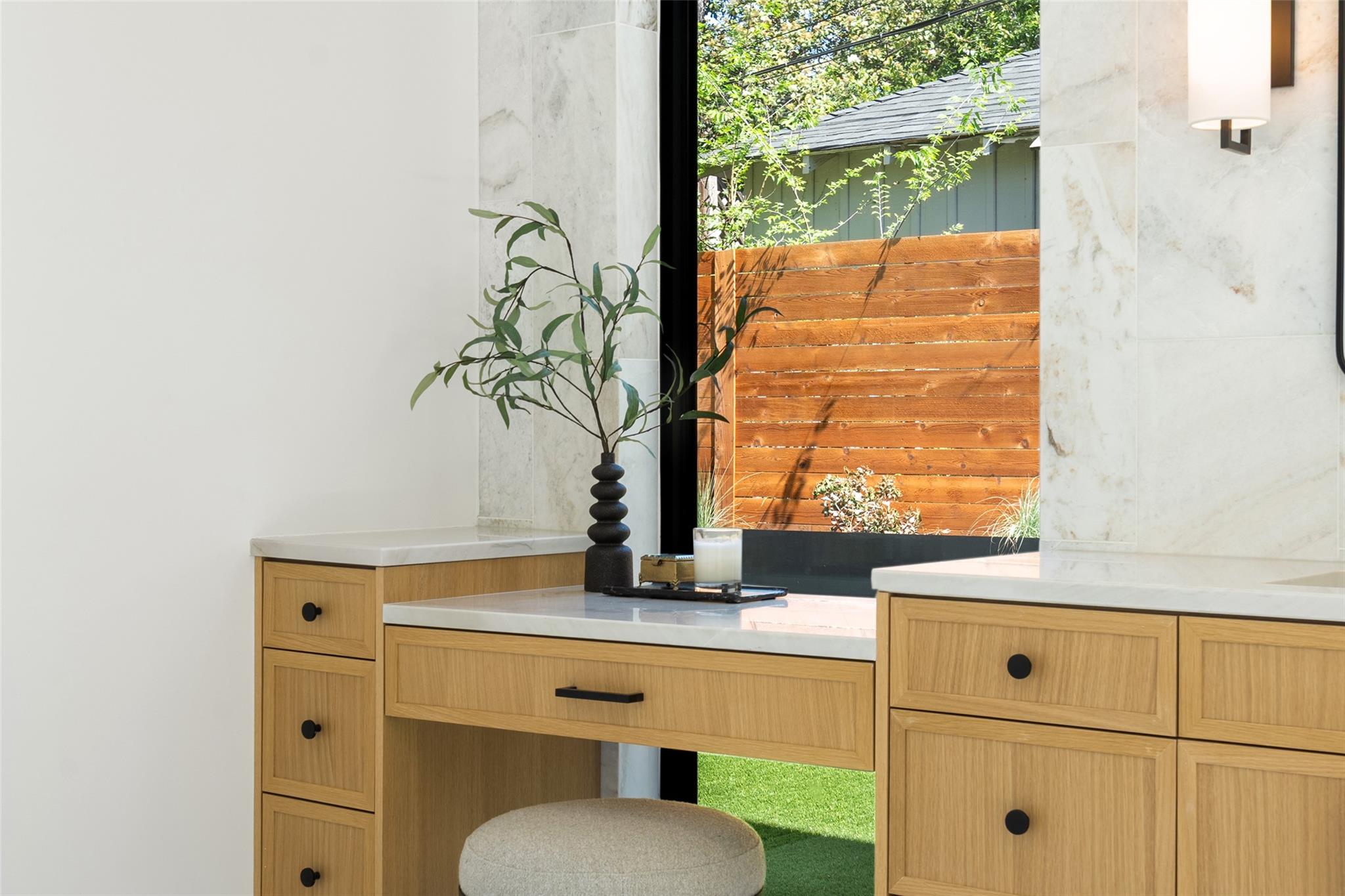 1702 W 30th St, Austin, TX 78703