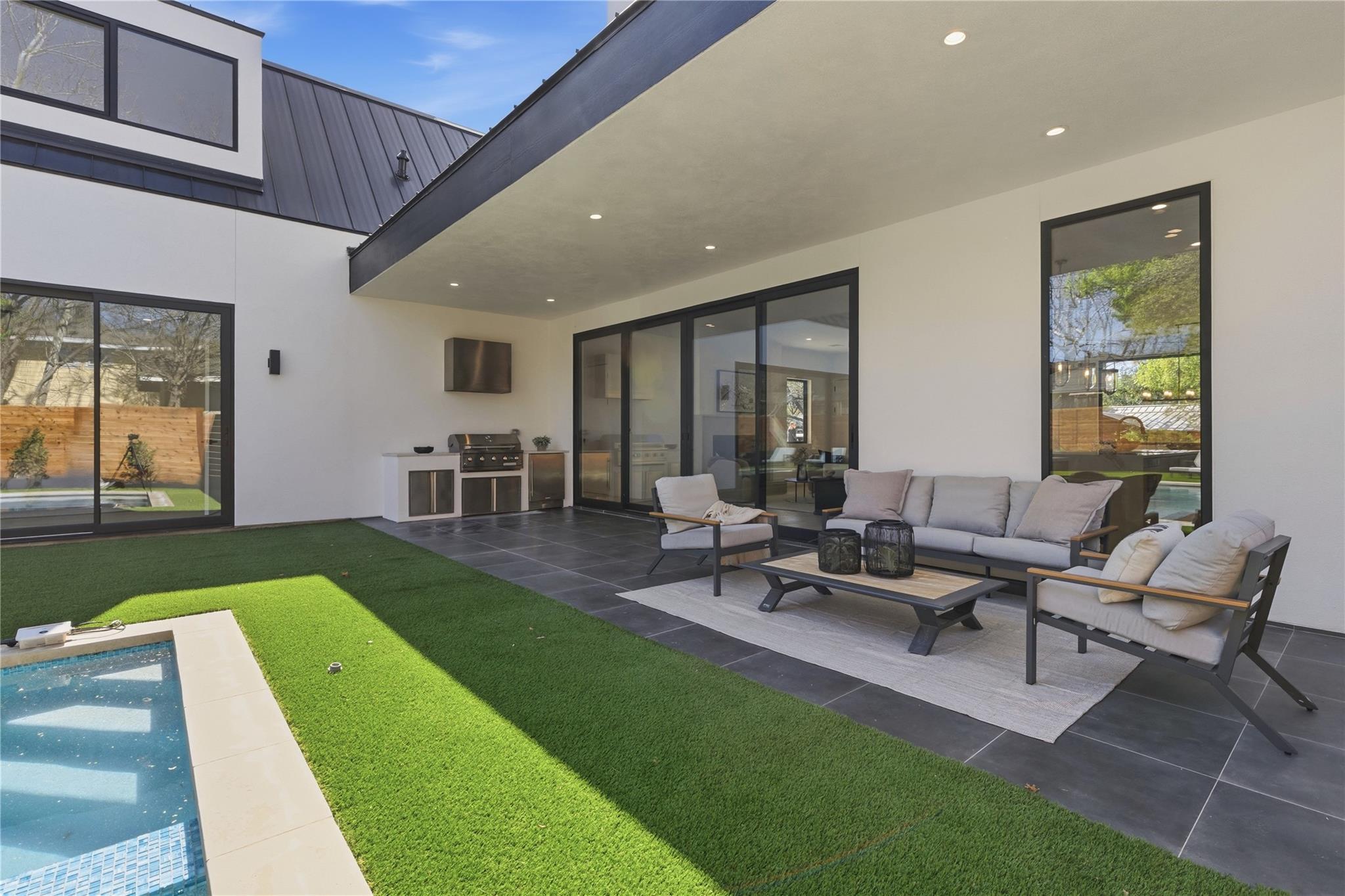 1702 W 30th St, Austin, TX 78703