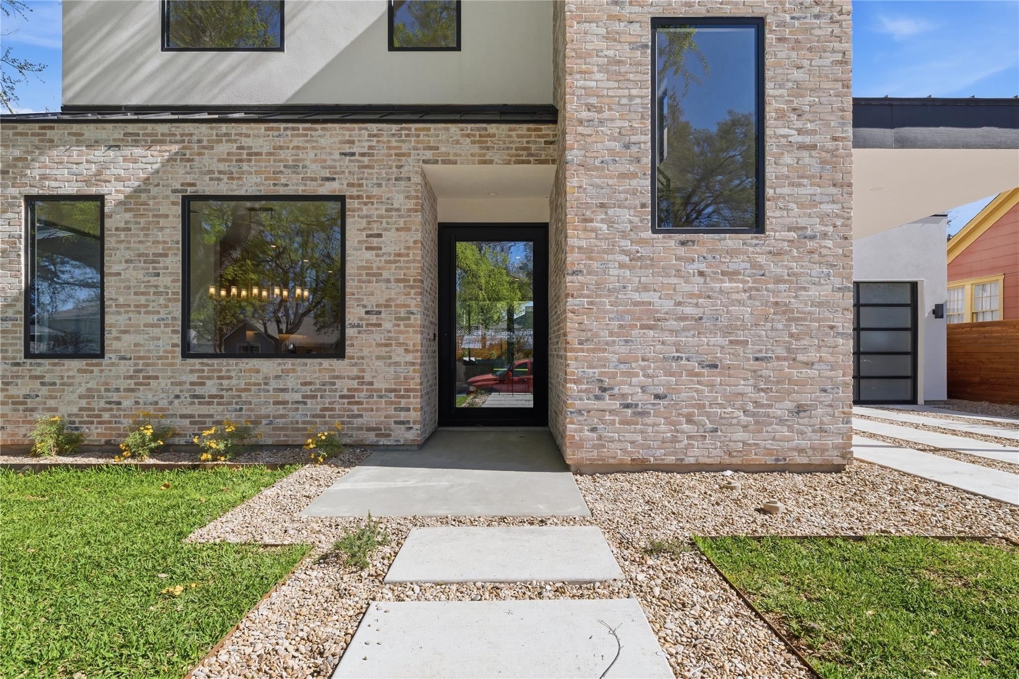 1702 W 30th St, Austin, TX 78703