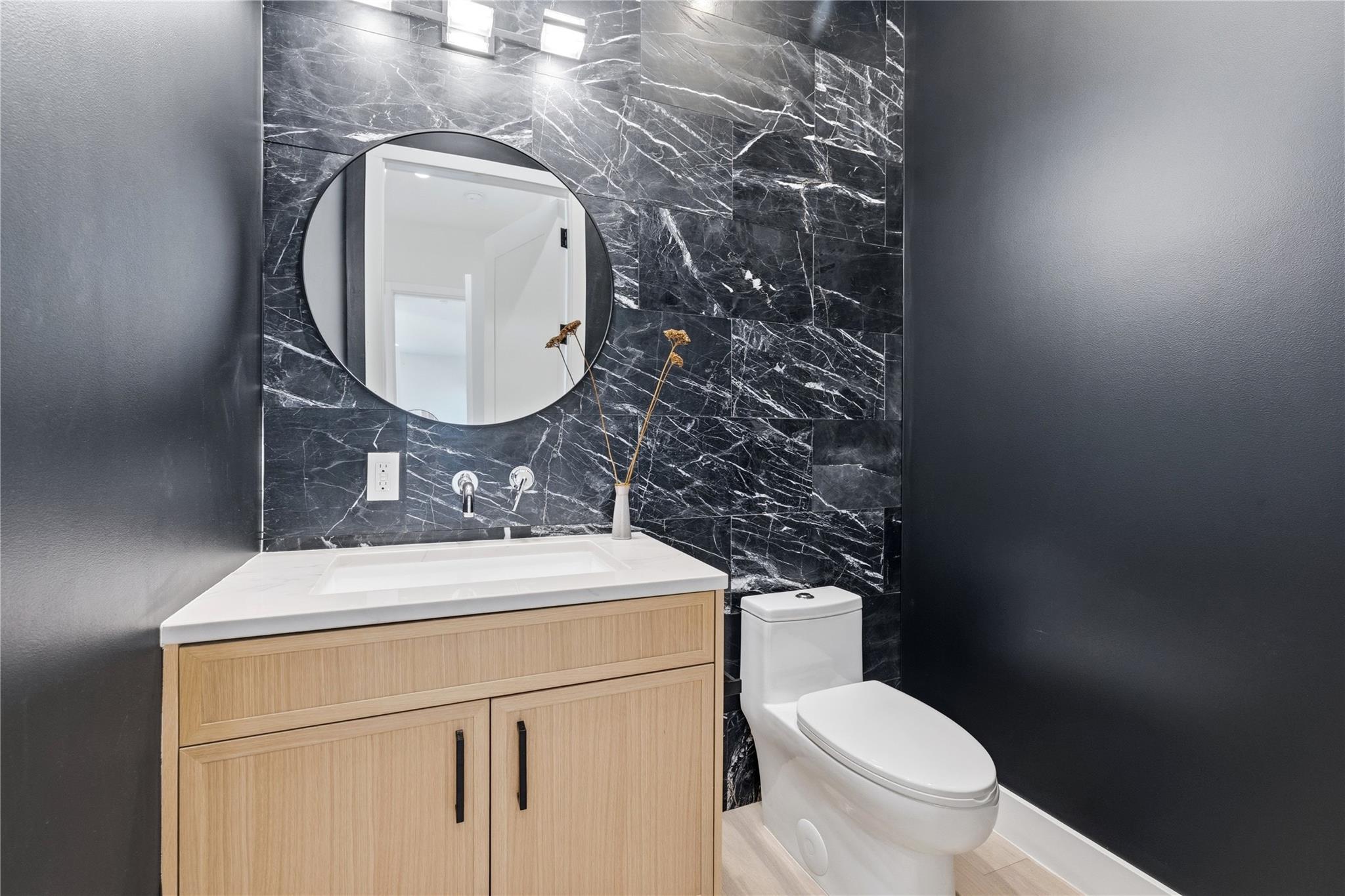 1702 W 30th St, Austin, TX 78703