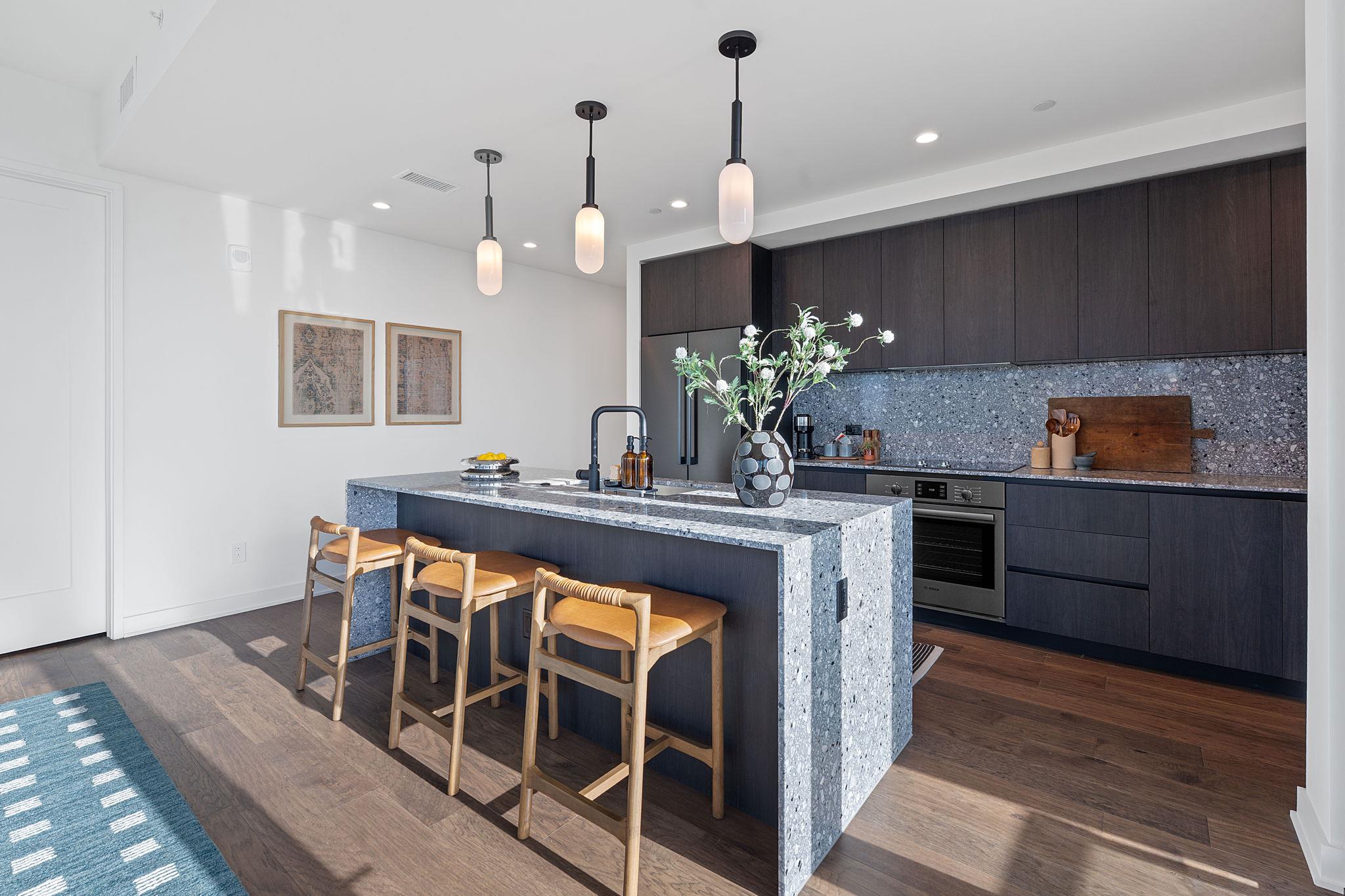 84 East Ave # 3906, Austin, TX 78701