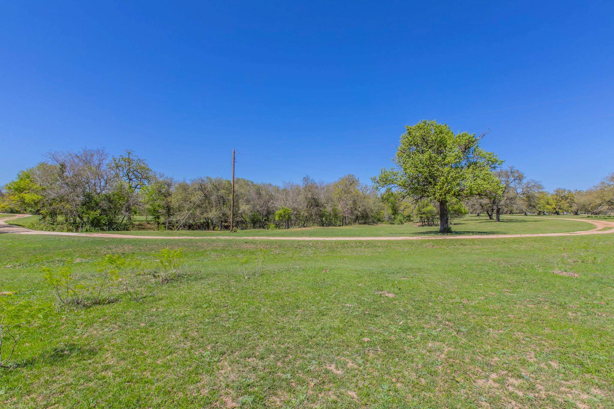 1500 County Road 405, Buckholts, TX 76518