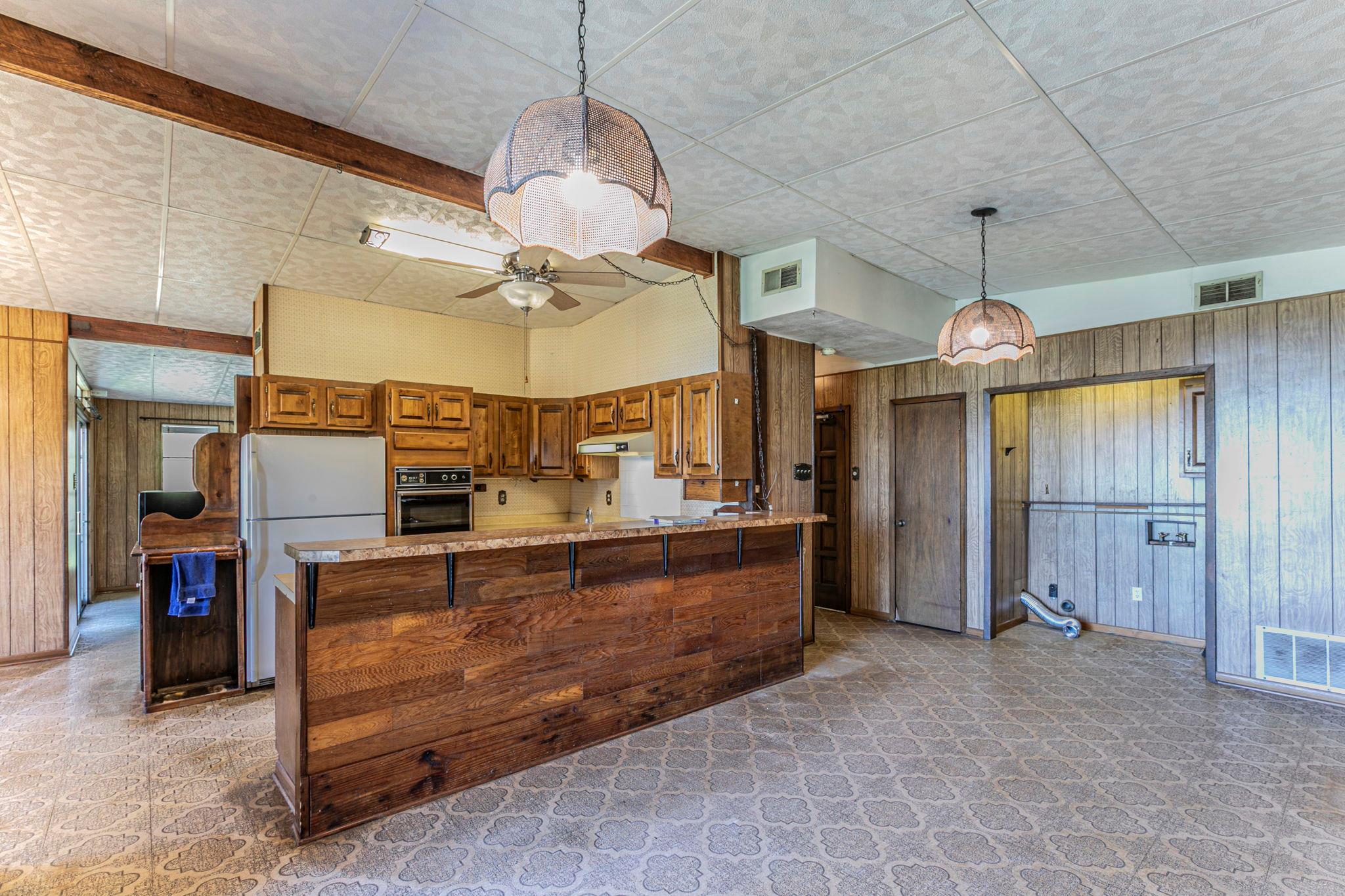 1500 County Road 405, Buckholts, TX 76518