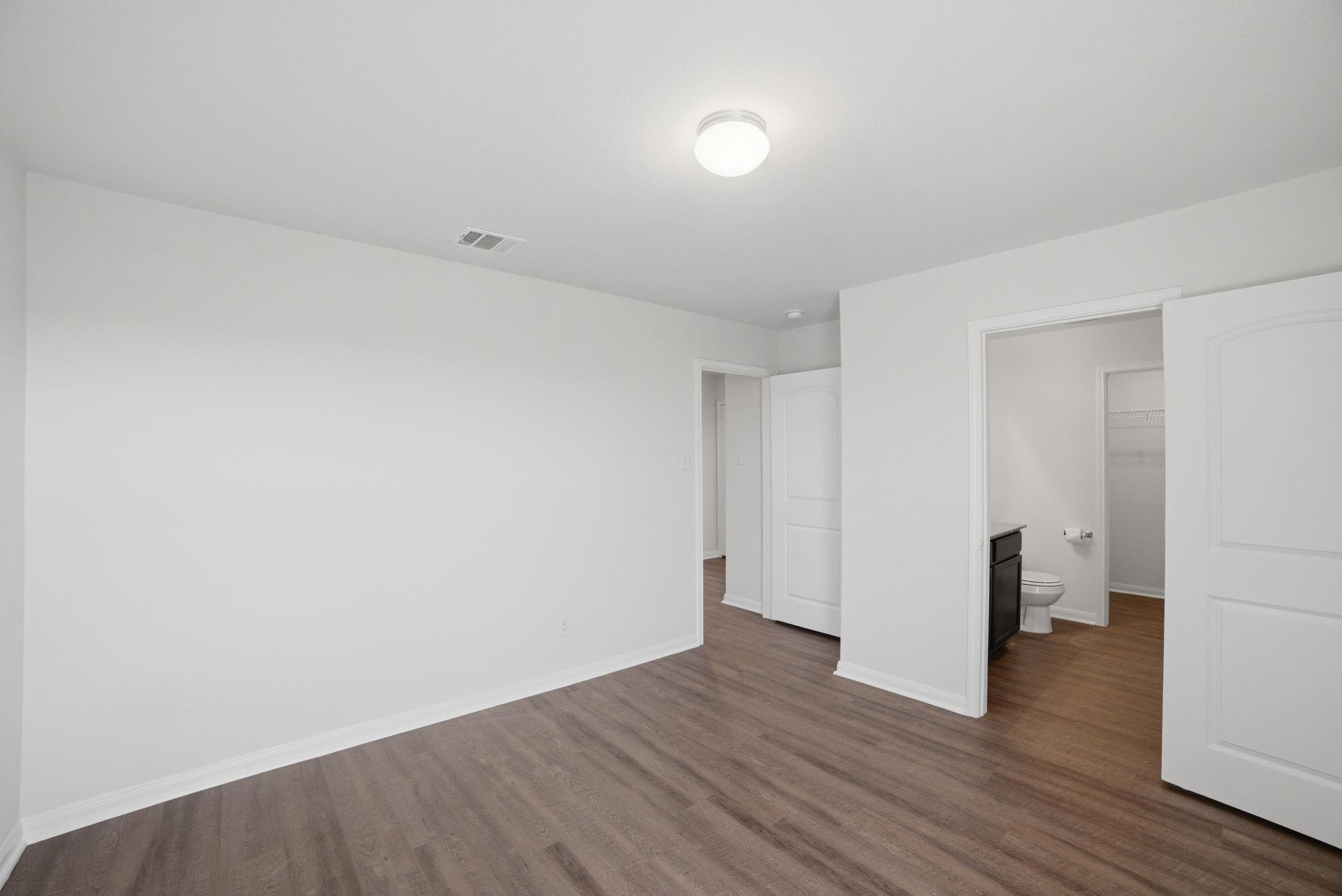 5017 Cressler Ln # 28G, Jarrell, TX 76537