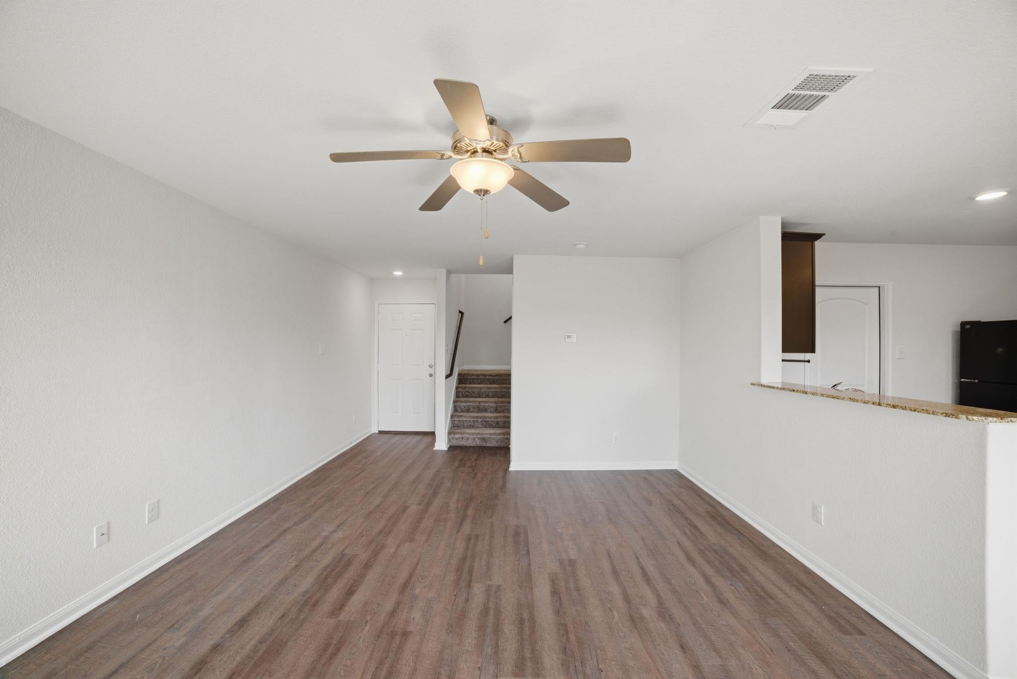 5017 Cressler Ln # 28G, Jarrell, TX 76537