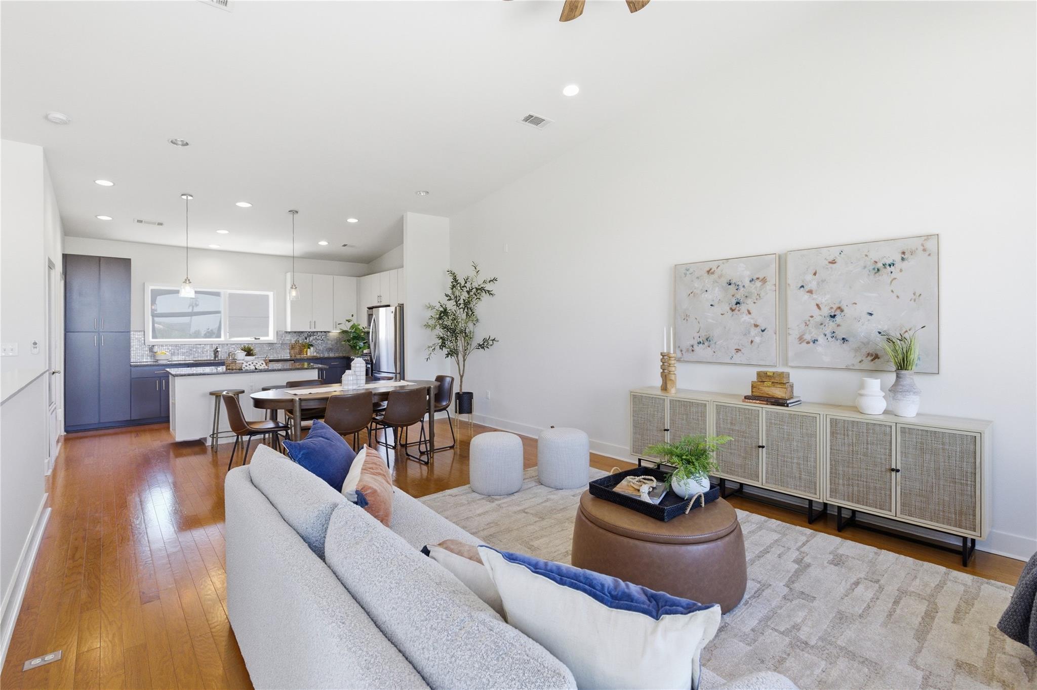 1702 S Lamar Blvd # 12, Austin, TX 78704