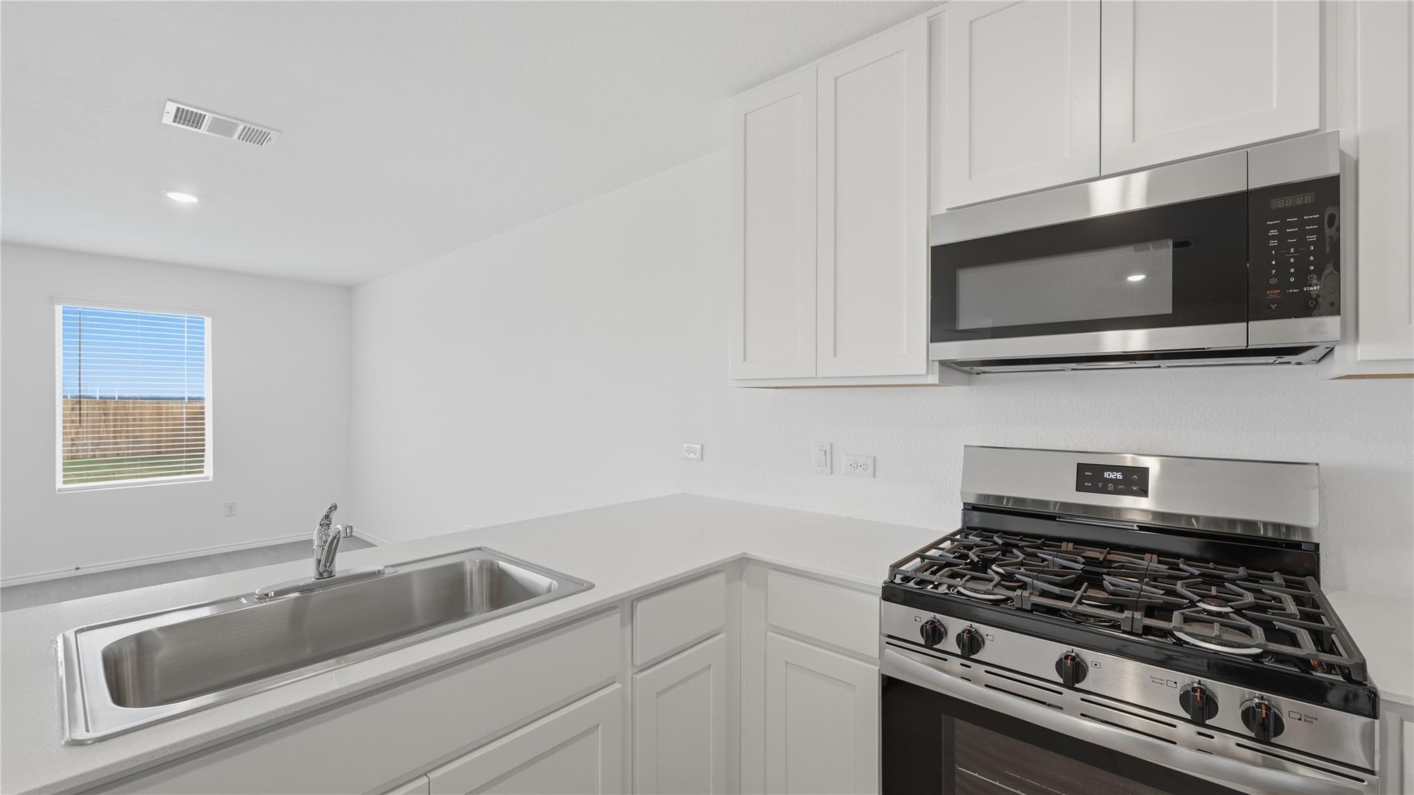 221 Stumpy St, San Marcos, TX 78666