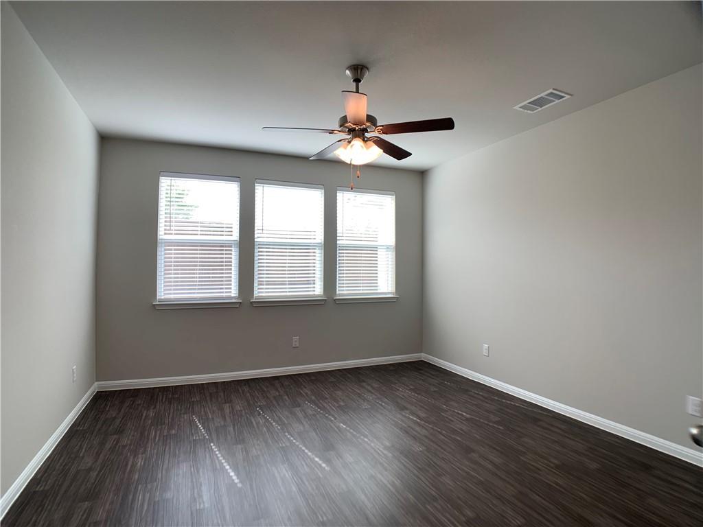 237 Michaelis Dr, Leander, TX 78641