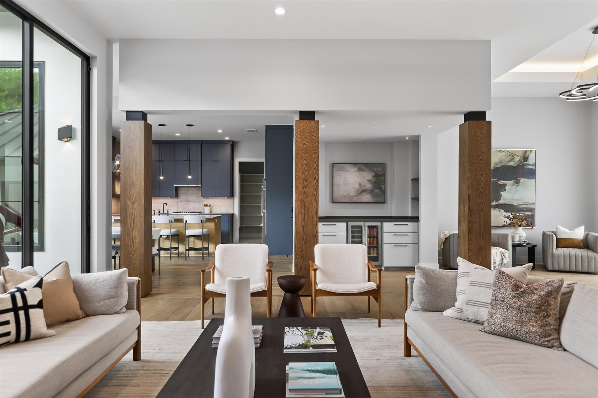 3206 Thousand Oaks Dr, Austin, TX 78746