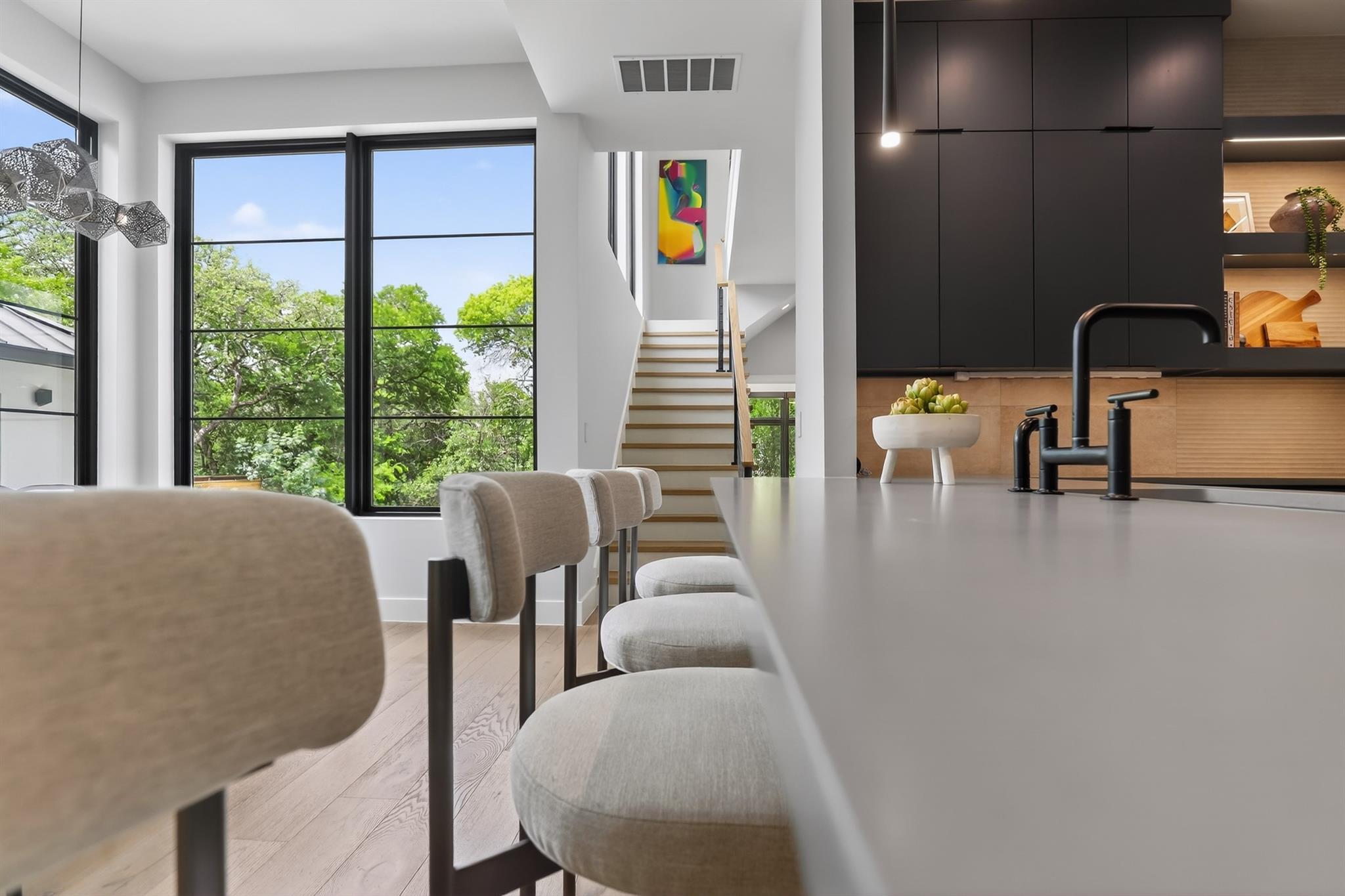 3206 Thousand Oaks Dr, Austin, TX 78746