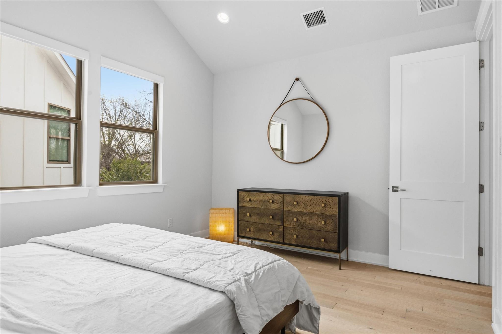 4502 Banister Ln # B, Austin, TX 78745