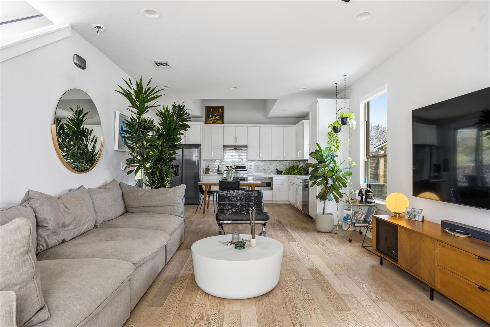 4502 Banister Ln # B, Austin, TX 78745