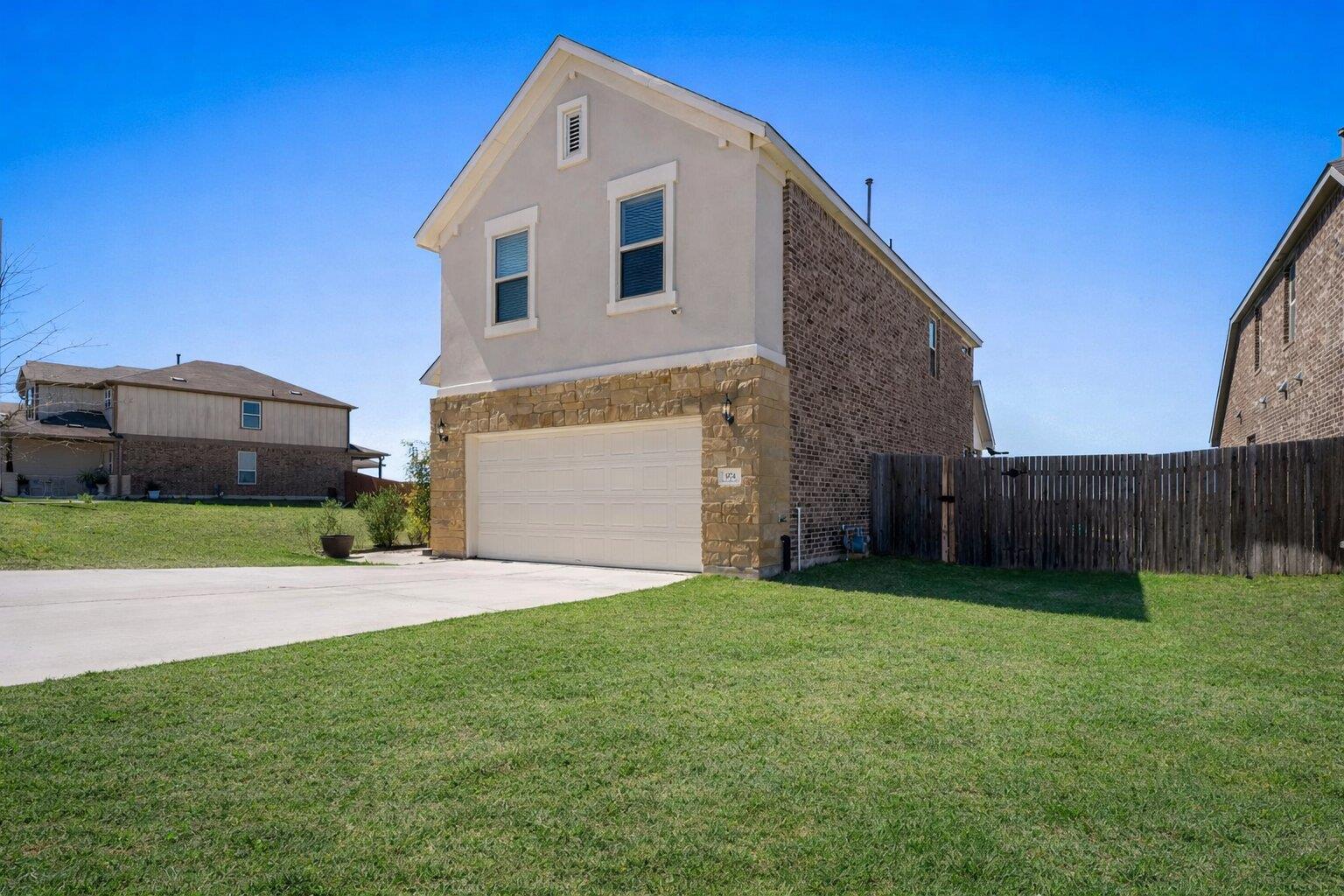 974 Pepperbark Loop, Buda, TX 78610