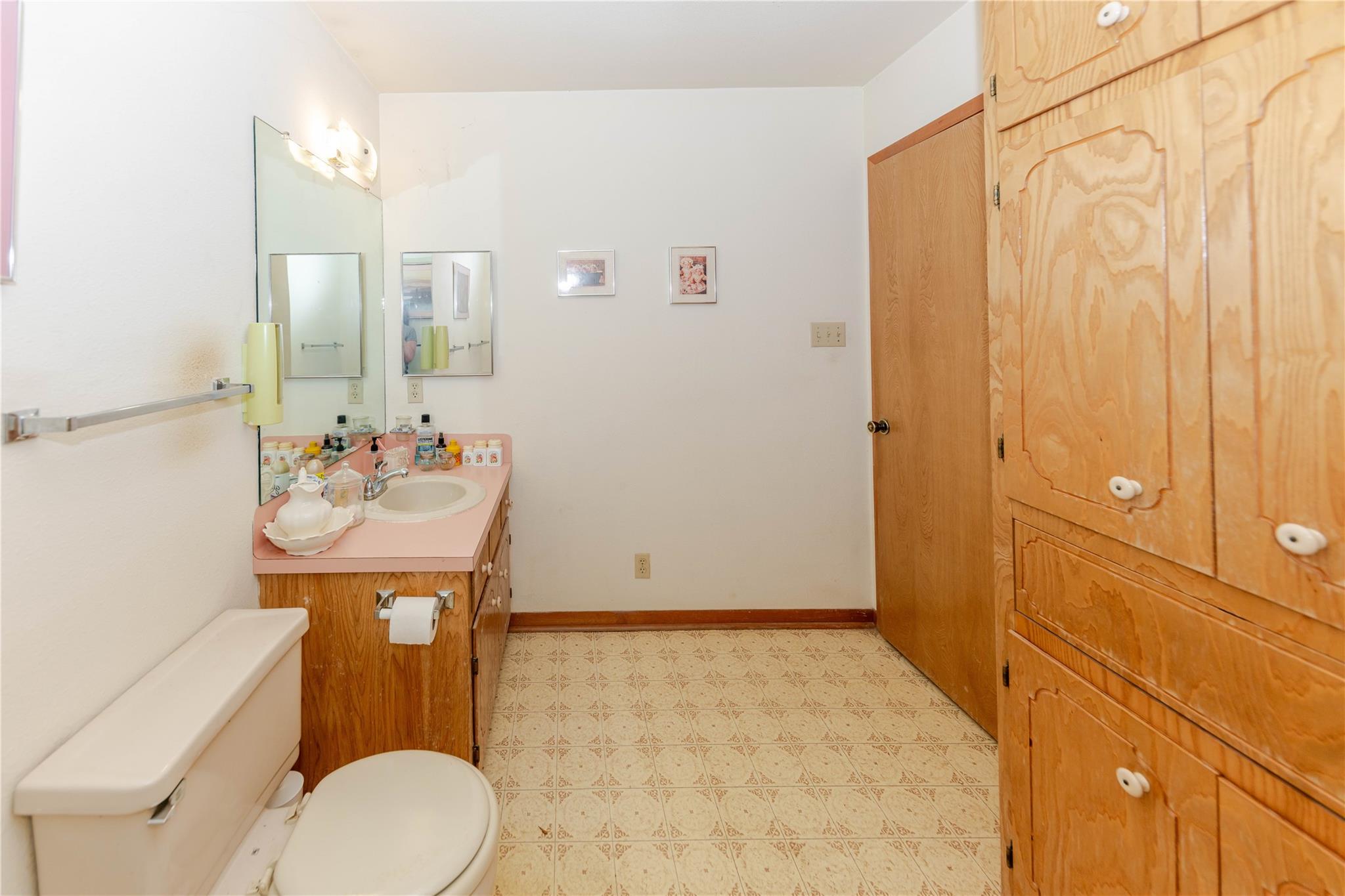 182 Norma Jean Blvd, Smithville, TX 78957