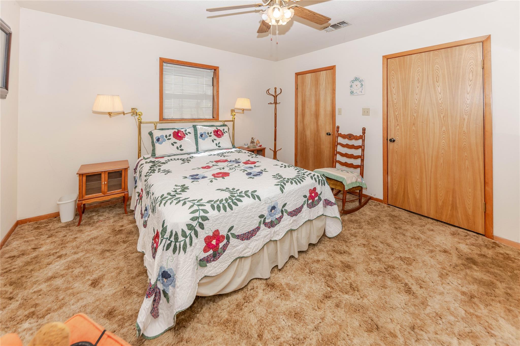 182 Norma Jean Blvd, Smithville, TX 78957