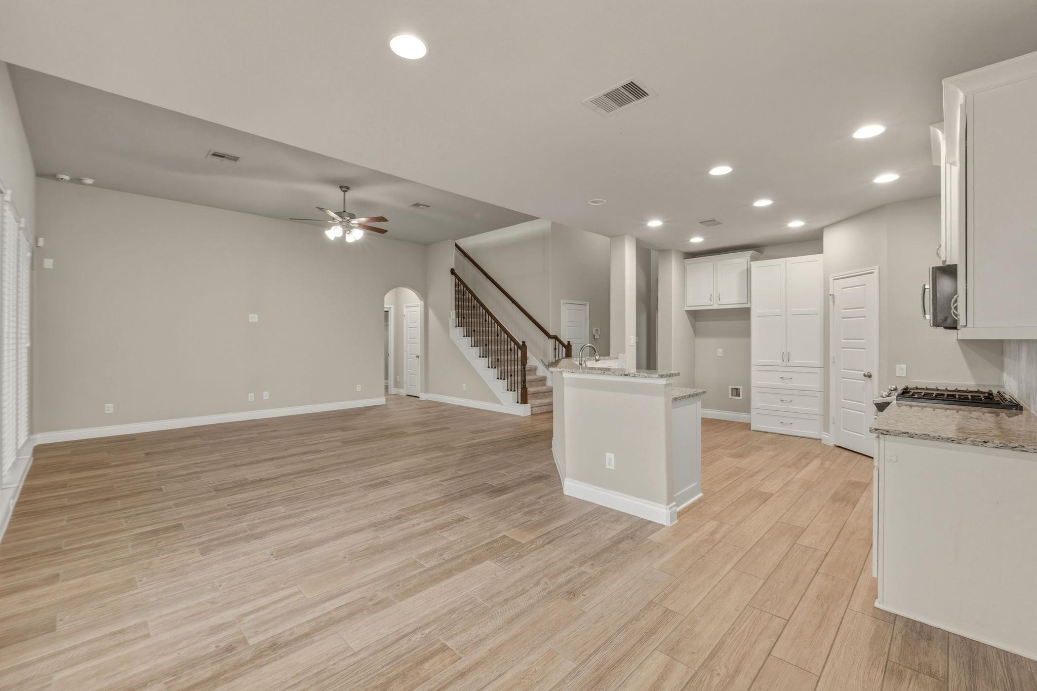 1320 LOW BRANCH Ln, Leander, TX 78641