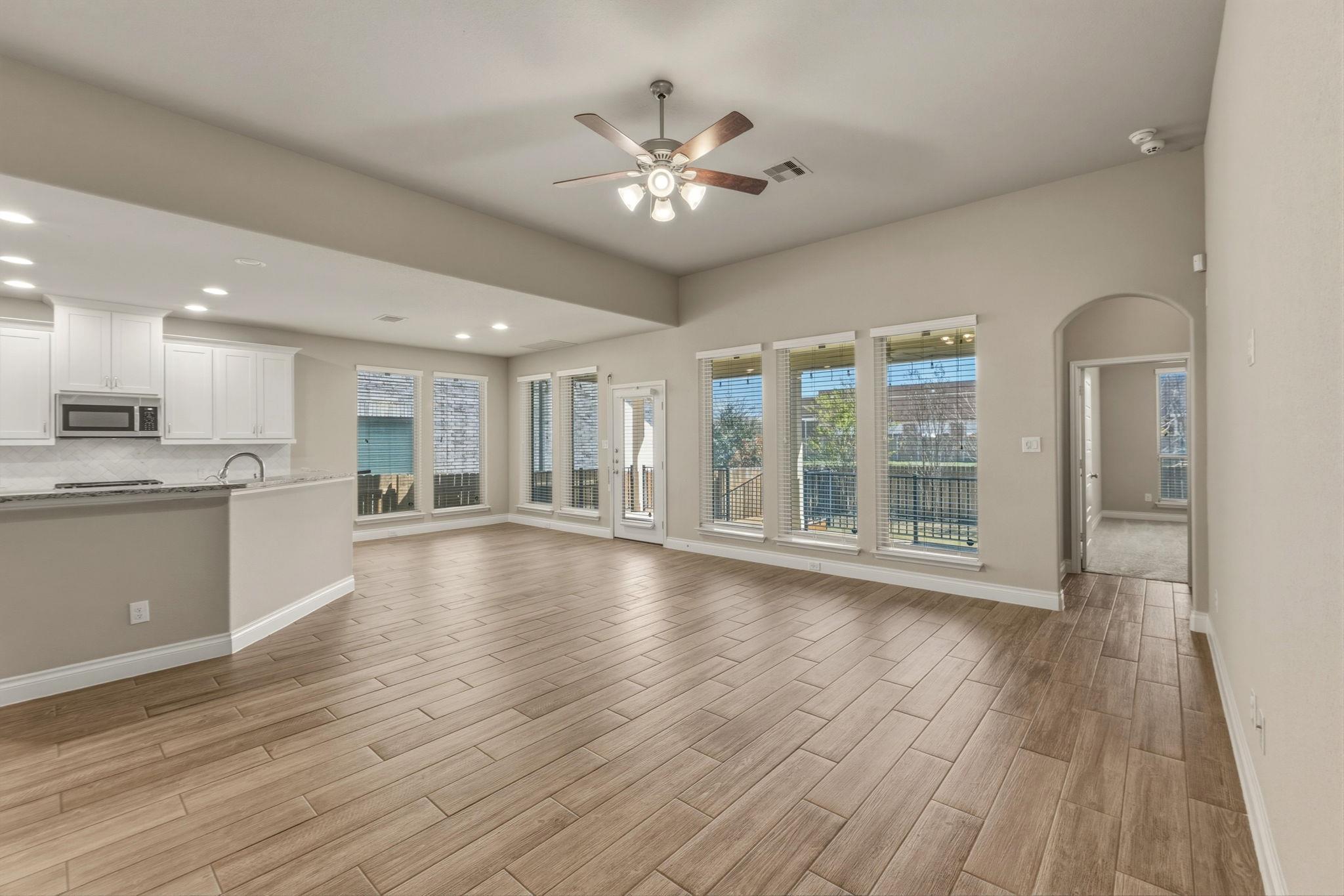 1320 LOW BRANCH Ln, Leander, TX 78641