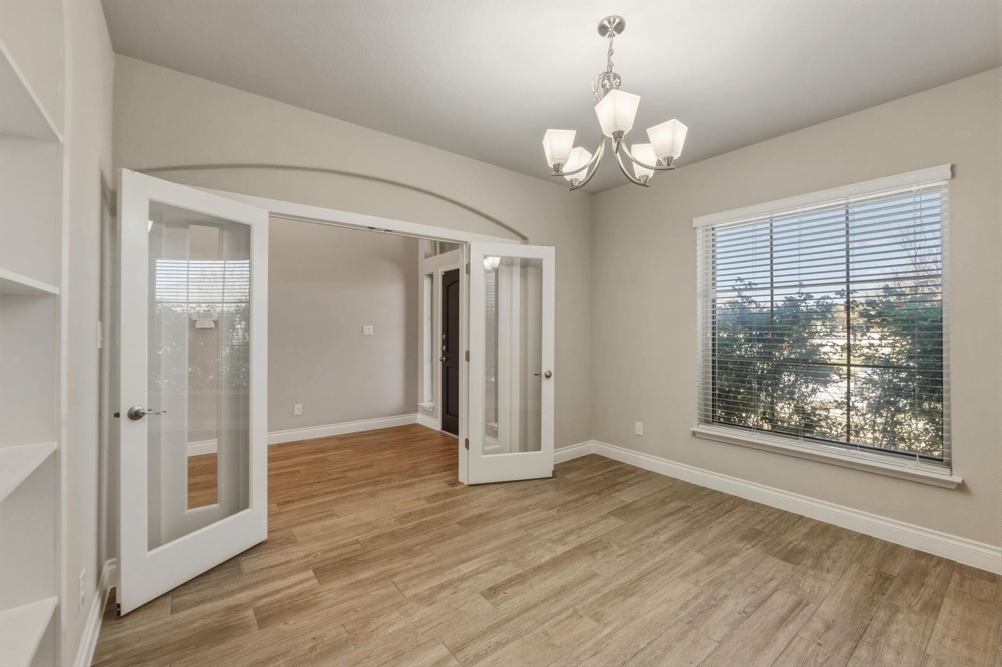 1320 LOW BRANCH Ln, Leander, TX 78641