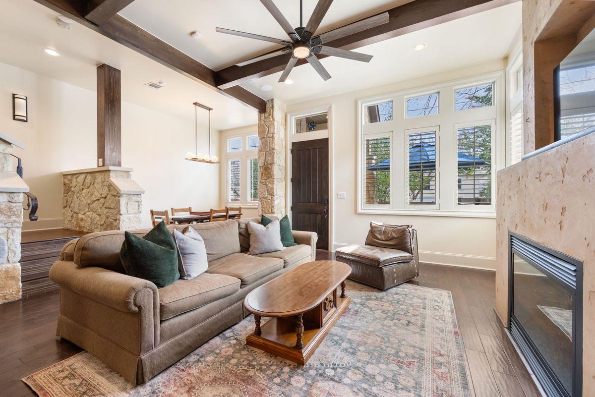 2002 Kinney Ave # A, Austin, TX 78704