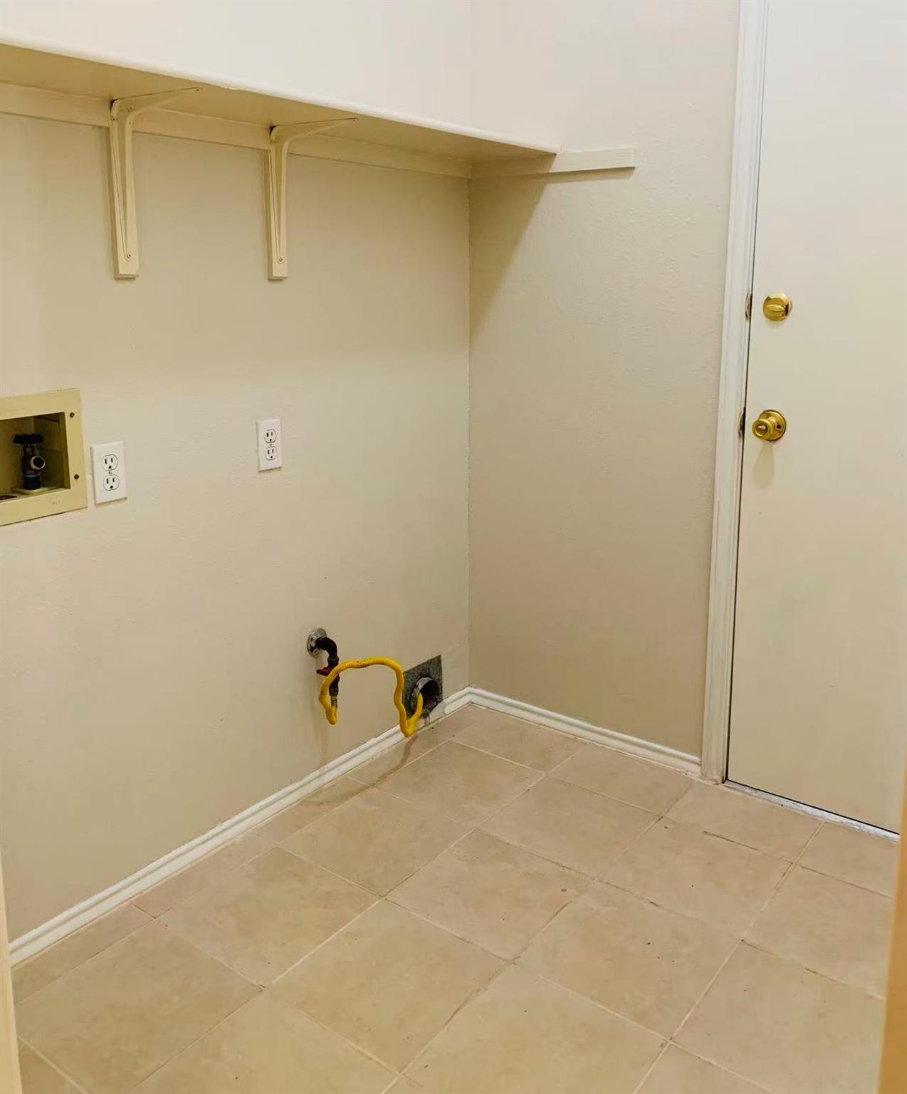 1114 Blue Fox Dr, Austin, TX 78753