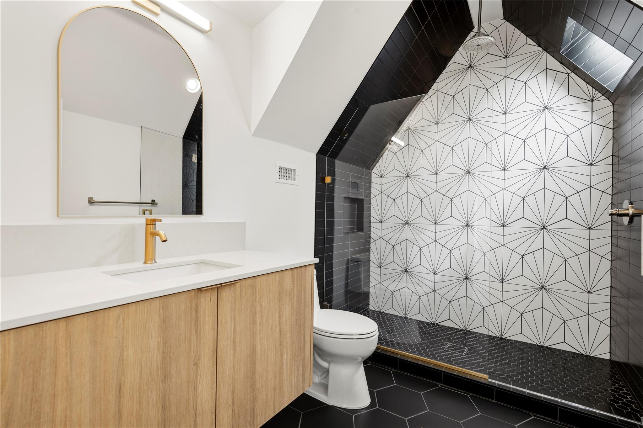 2306 S 2nd St, Austin, TX 78704