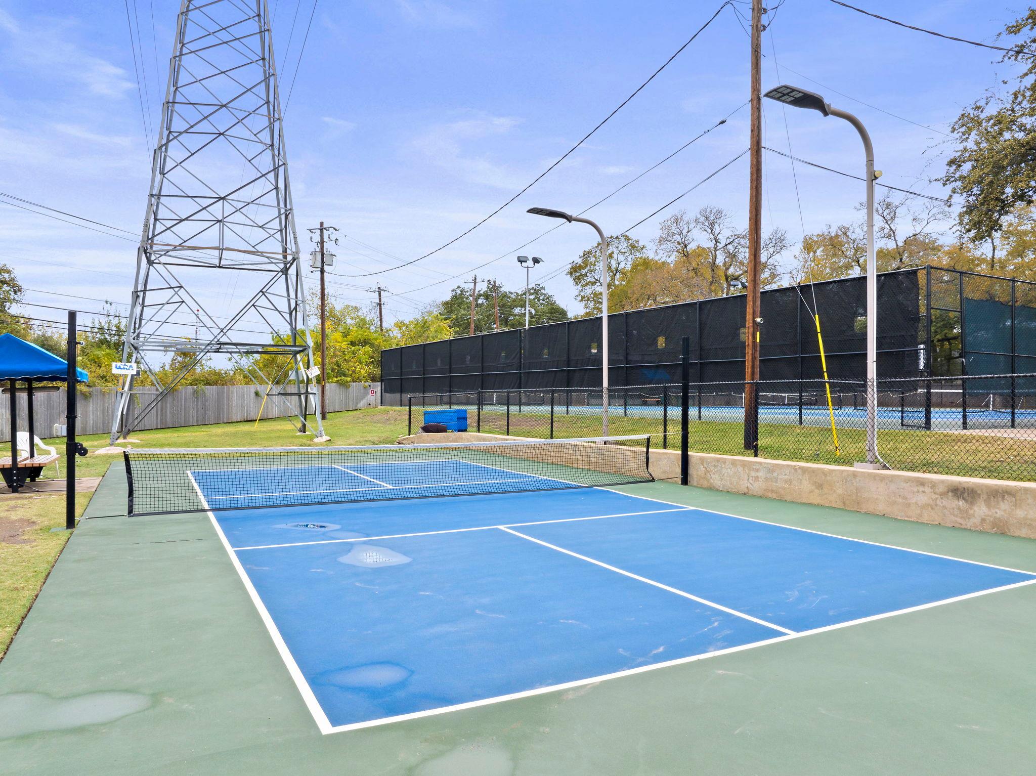 3904 Cordova Dr, Austin, TX 78759