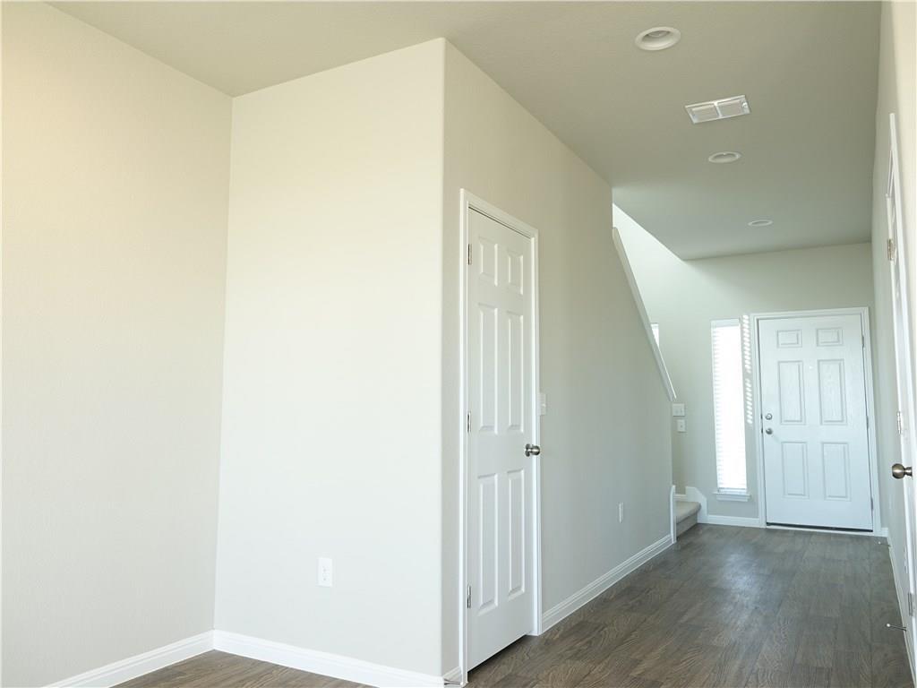 10205 Forest Grove Grv, Austin, TX 78747