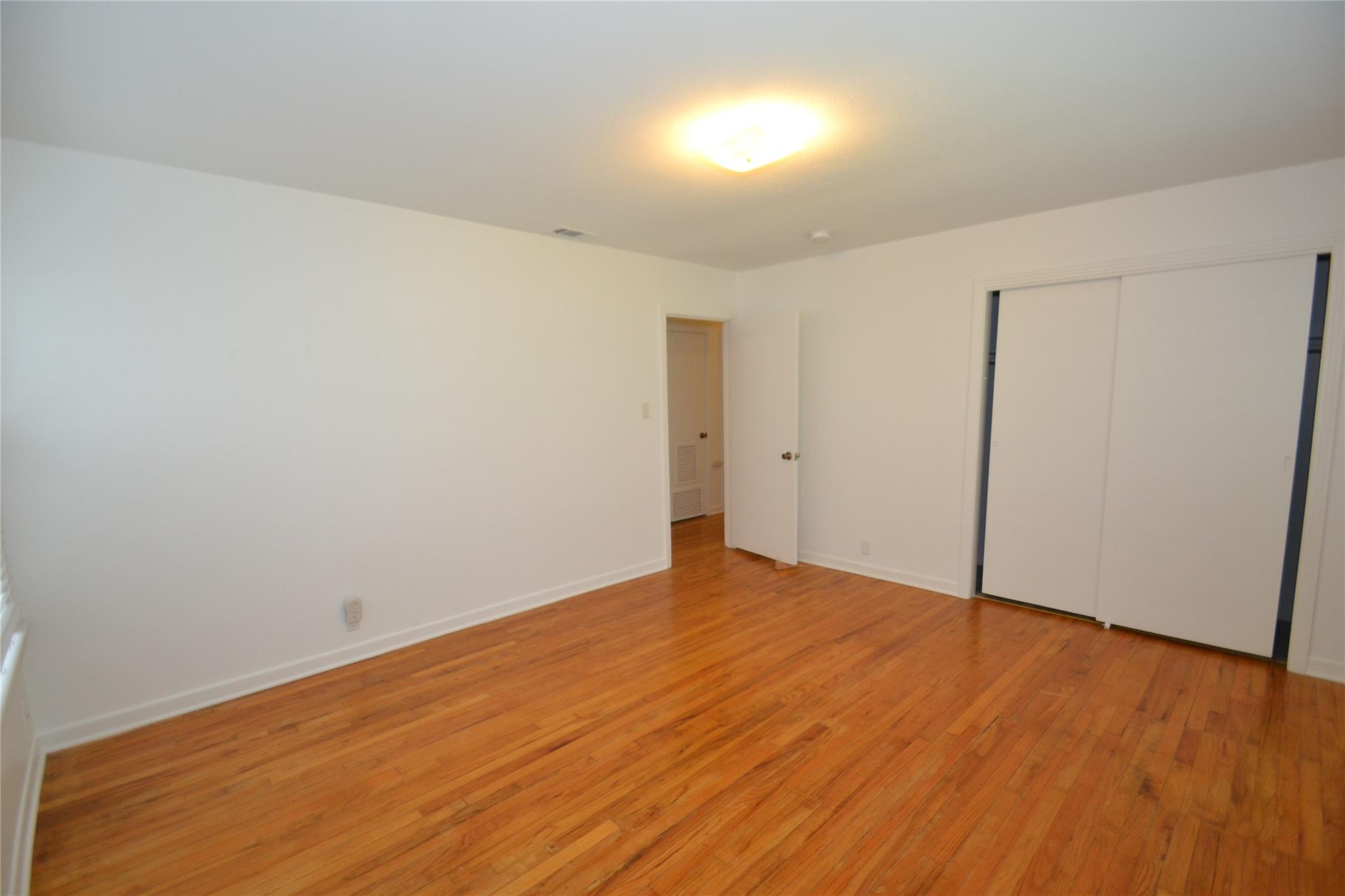 1211 Ridgemont Dr, Austin, TX 78723