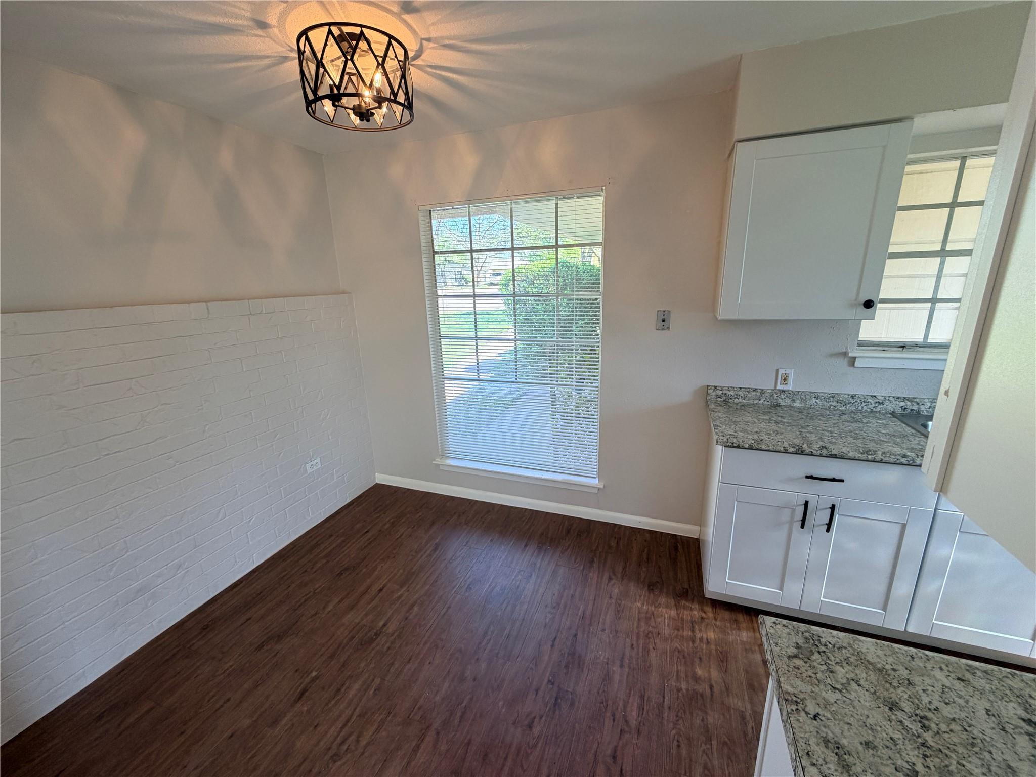 8520 Woodstone Dr, Austin, TX 78757