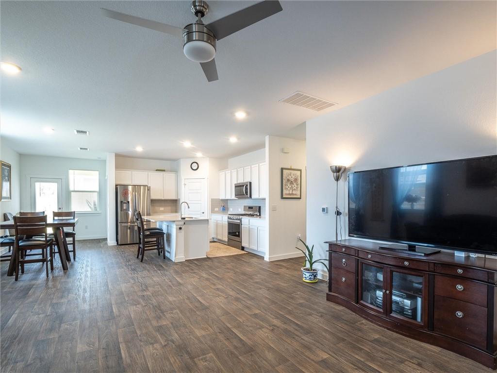 14020 Neskar Dr, Pflugerville, TX 78660