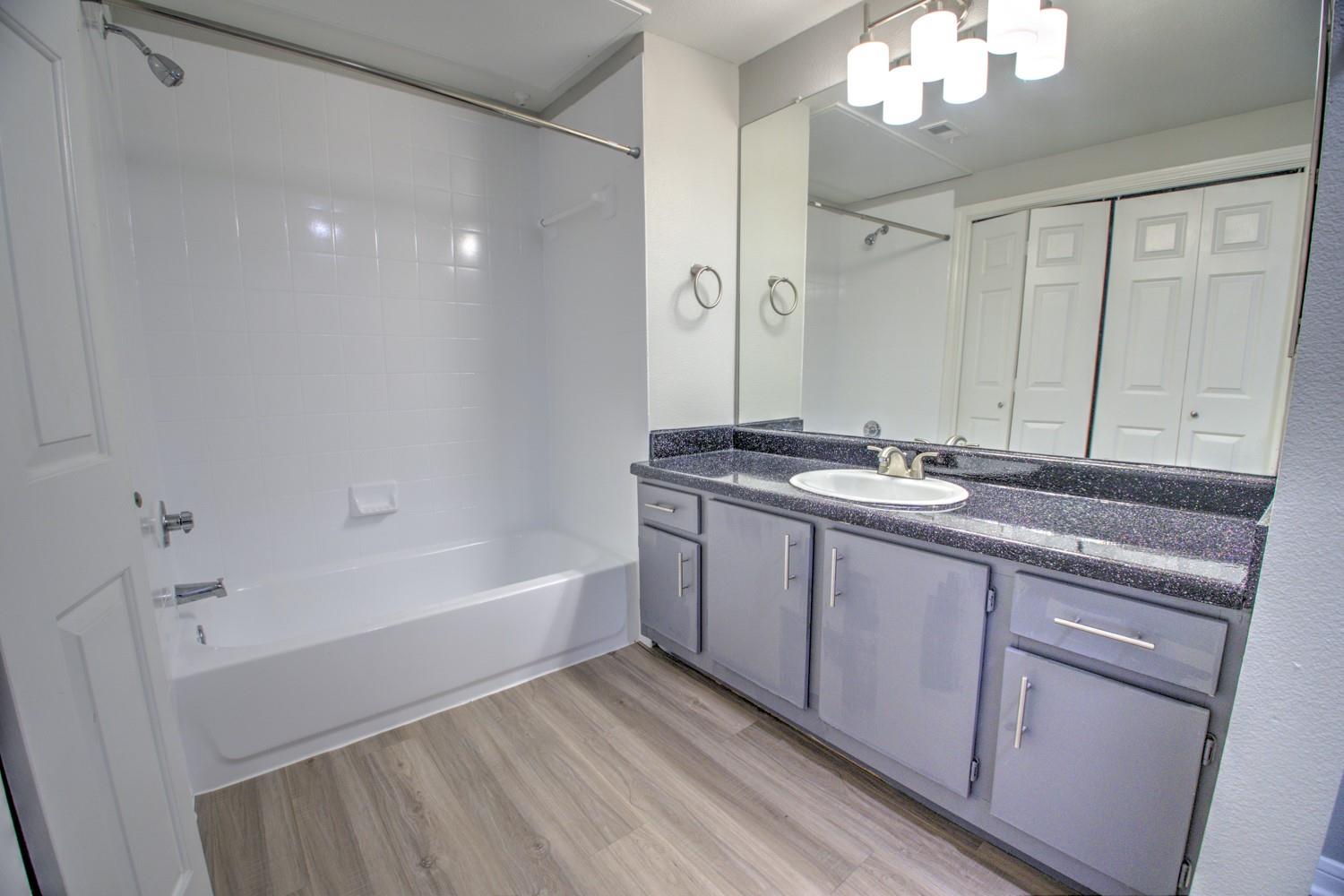 2320 Gracy Farms Ln # 1323, Austin, TX 78758