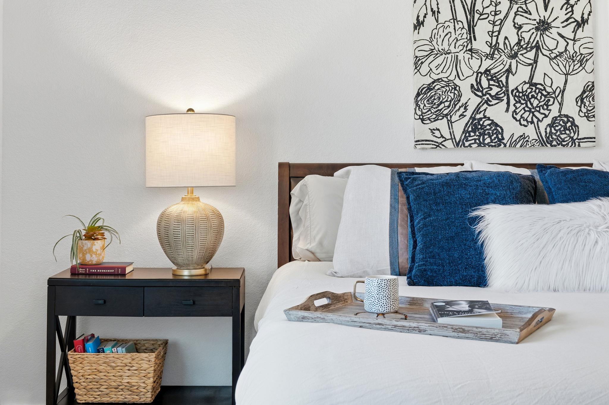 306 Bridge Water Loop, Dripping Springs, TX 78620