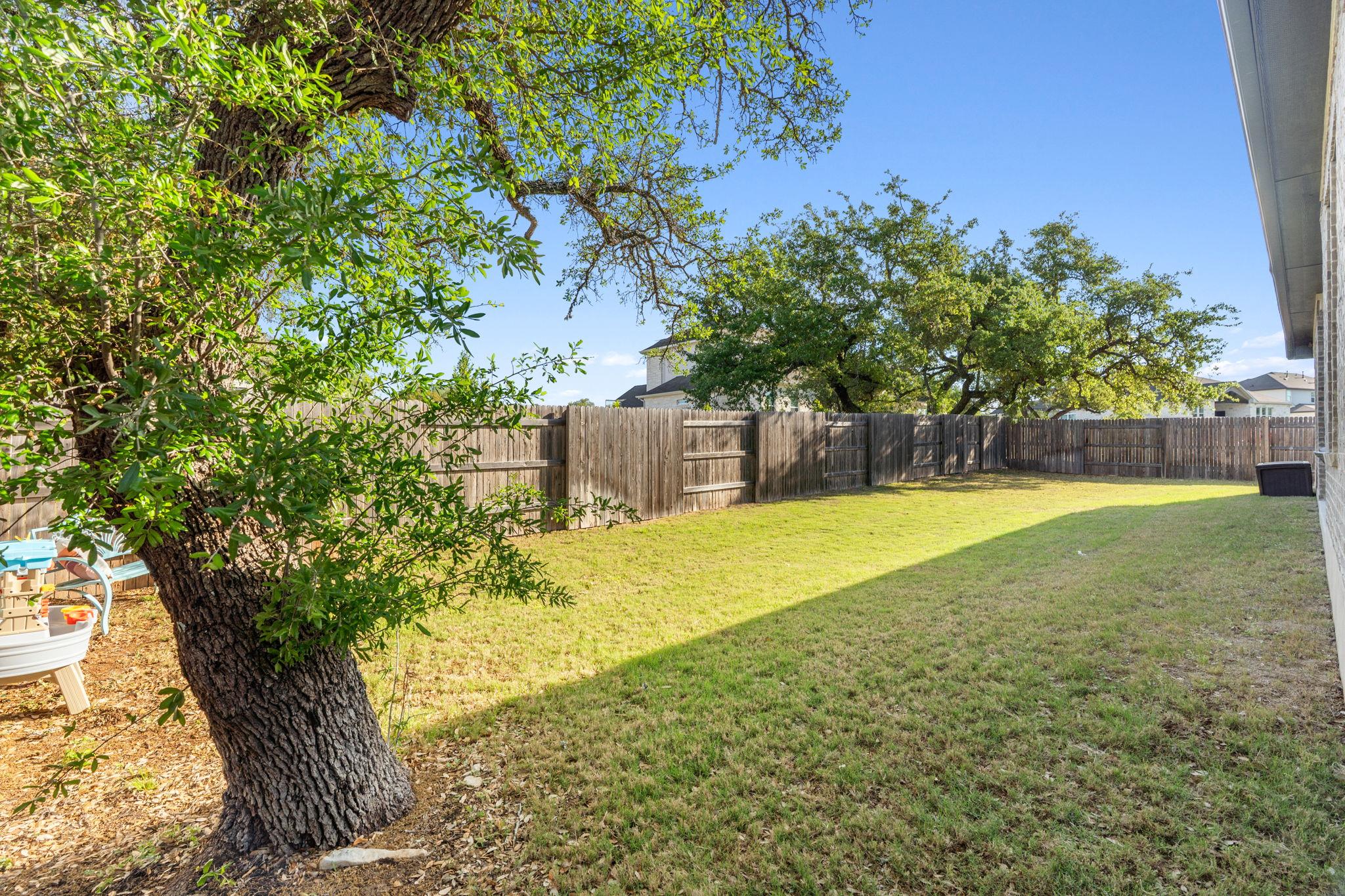 306 Bridge Water Loop, Dripping Springs, TX 78620