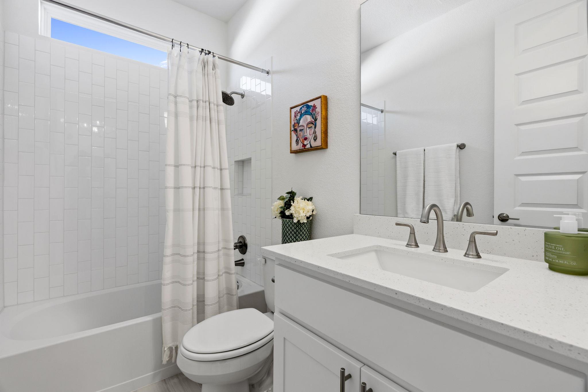 306 Bridge Water Loop, Dripping Springs, TX 78620