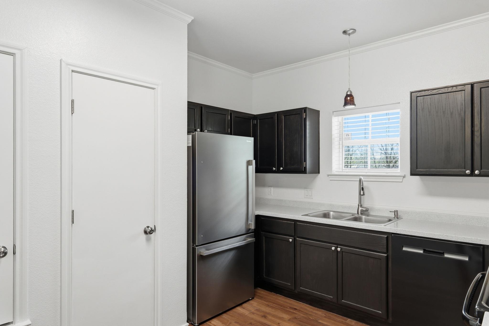 508 Bentwood Dr, Leander, TX 78641