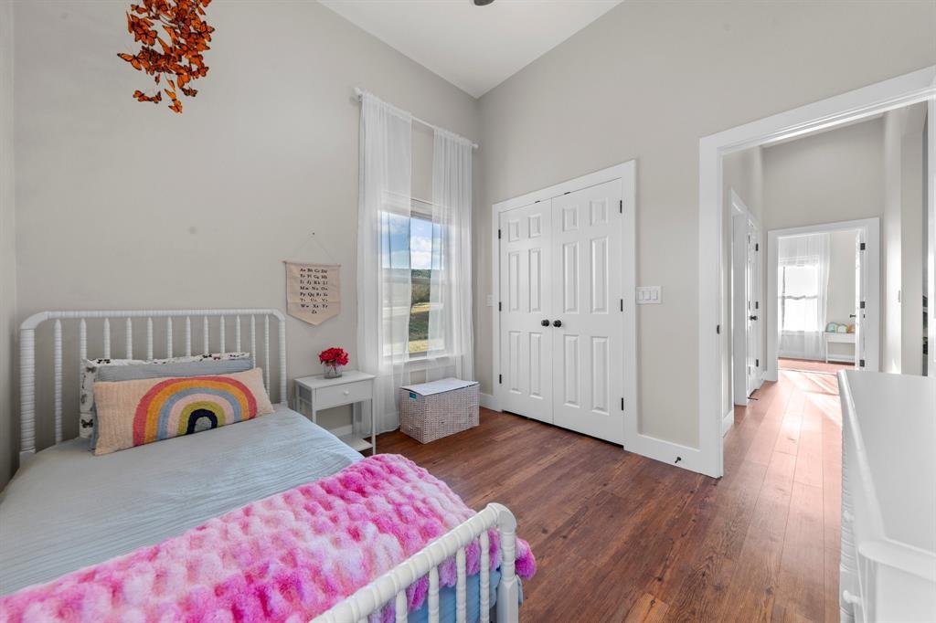 125 Westcreek Dr, Bertram, TX 78605