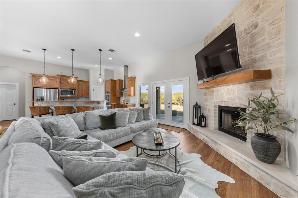 125 Westcreek Dr, Bertram, TX 78605