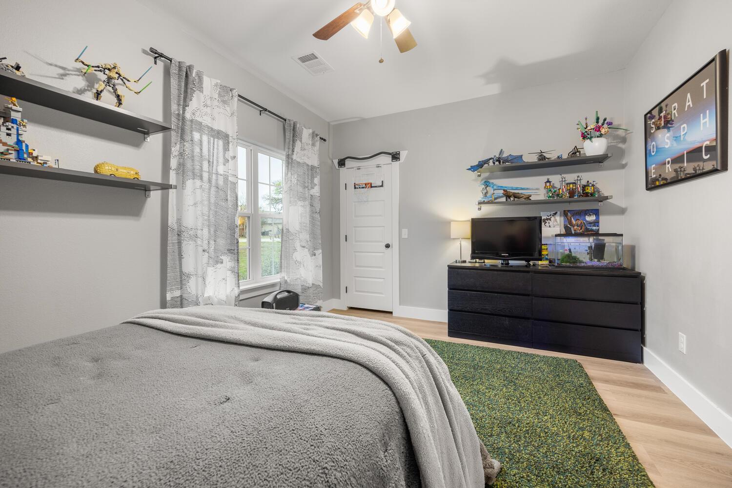 8 Butterfly St, Wimberley, TX 78676