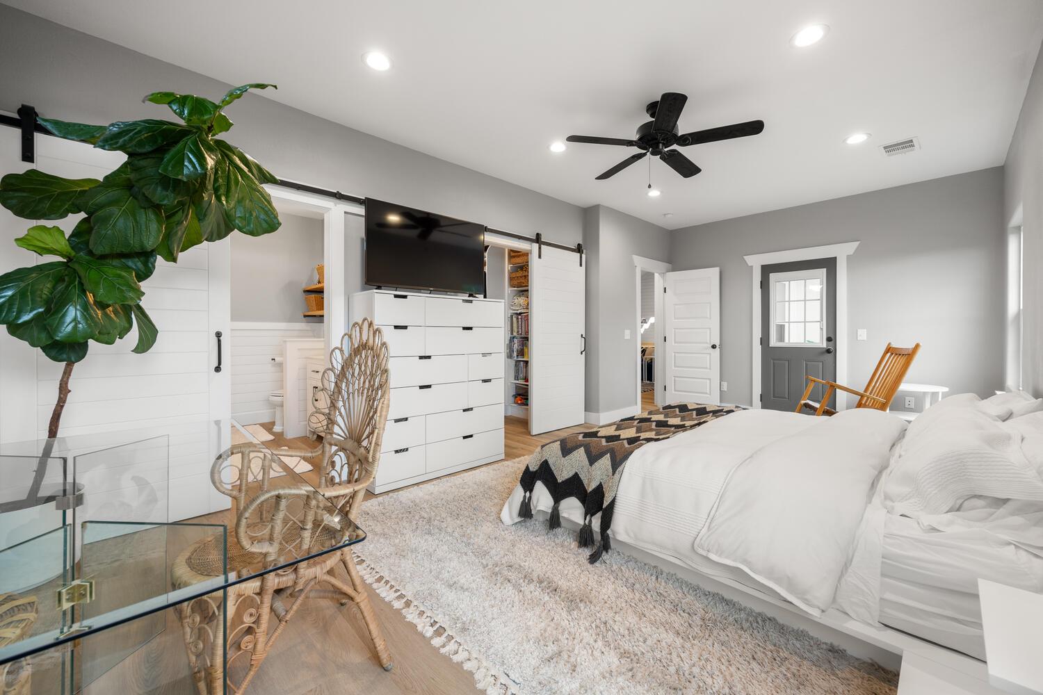 8 Butterfly St, Wimberley, TX 78676