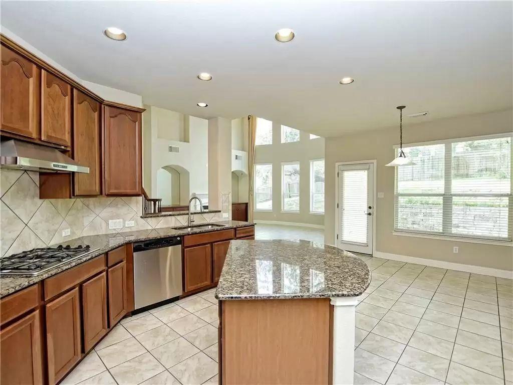 7005 Via Correto Dr, Austin, TX 78749