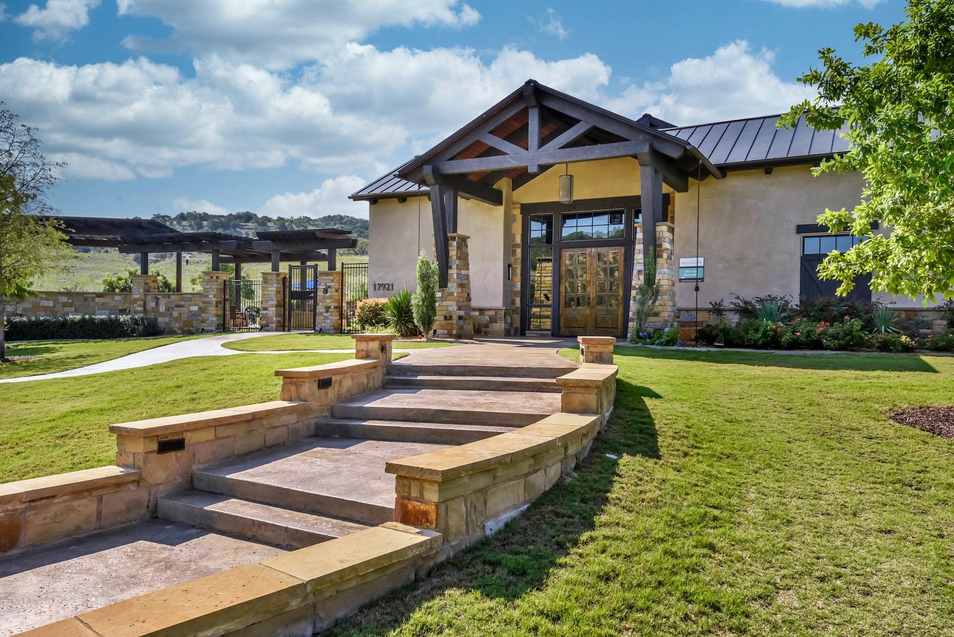 5805 Buchanan Draw Rd, Austin, TX 78738