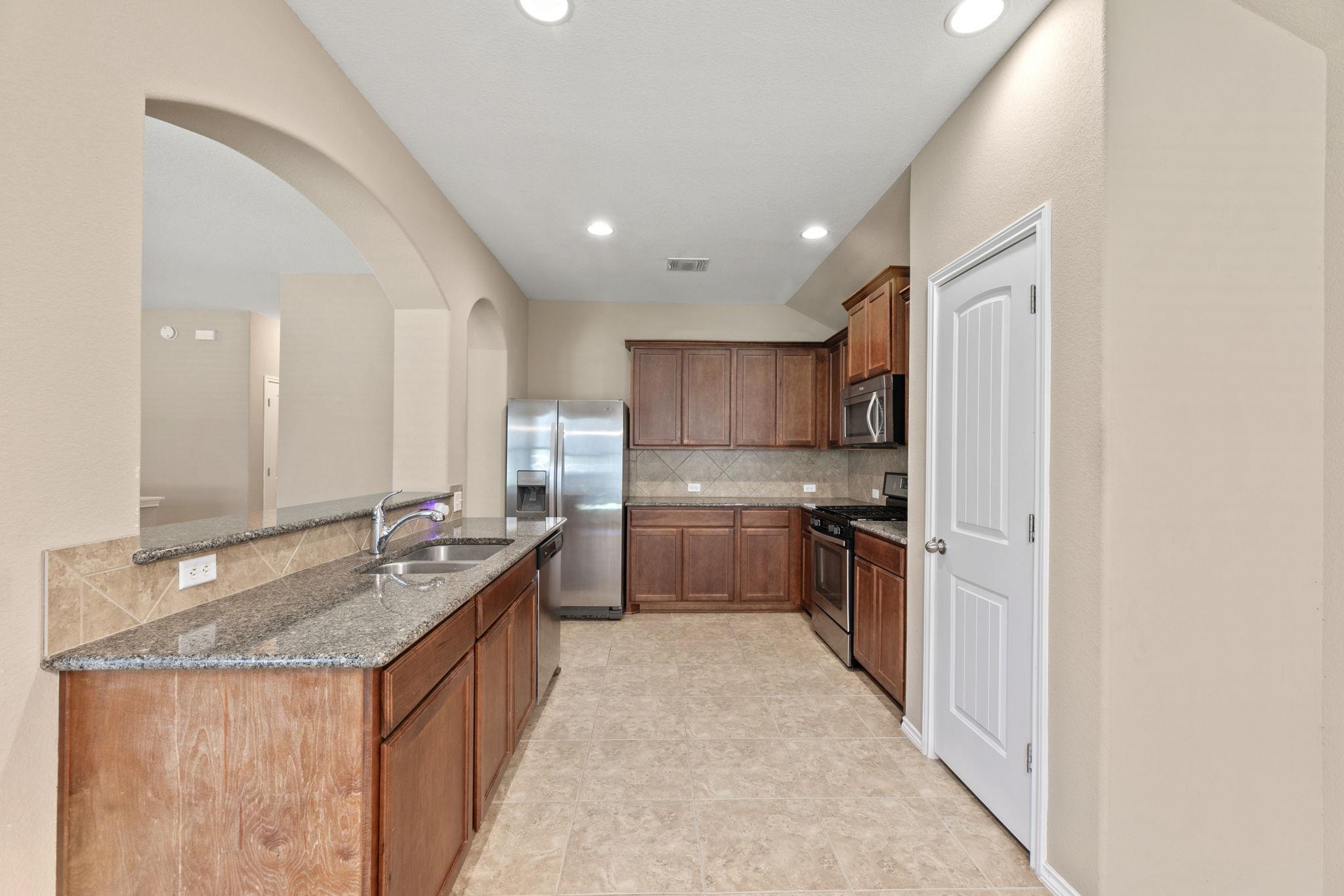 2351 Intrepid Dr, Buda, TX 78610