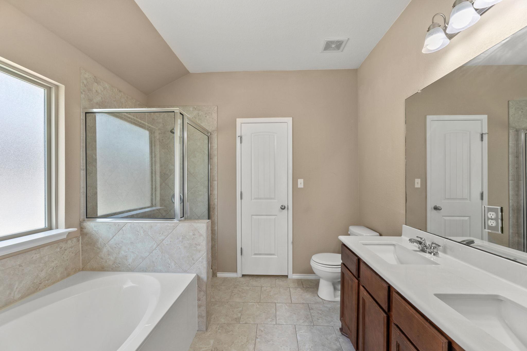 2351 Intrepid Dr, Buda, TX 78610