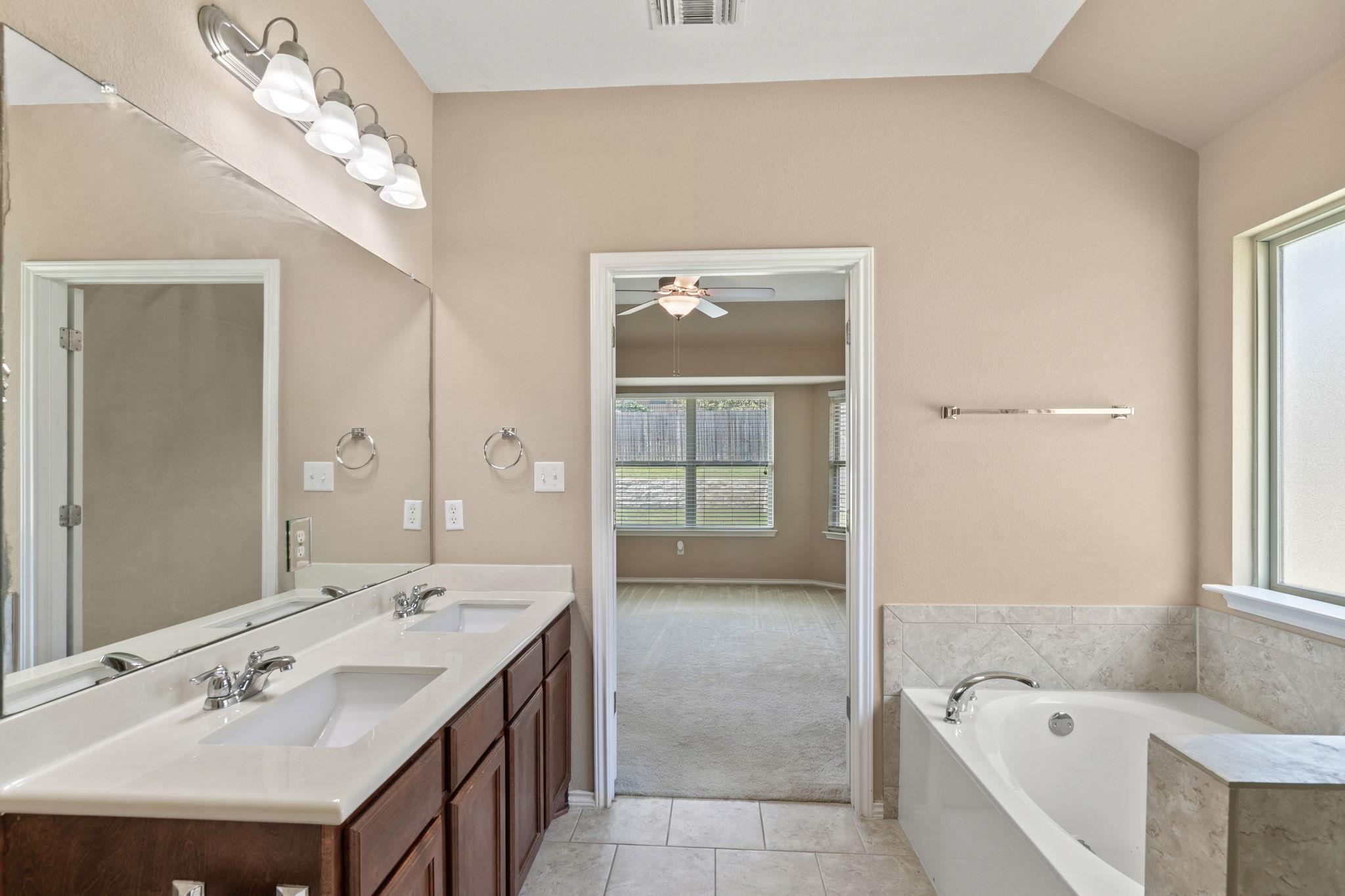 2351 Intrepid Dr, Buda, TX 78610