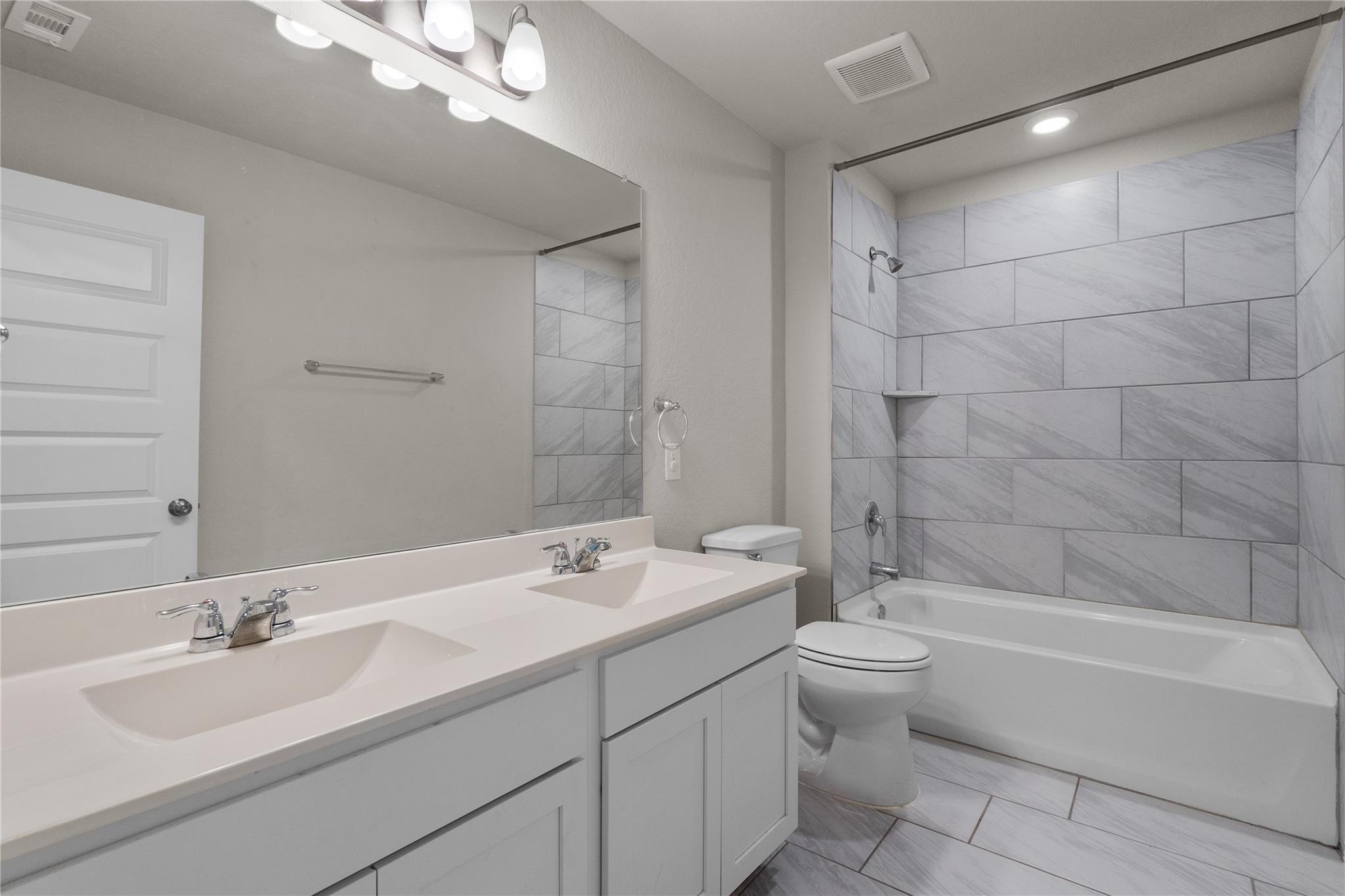 222 Jaycen Ln, New Braunfels, TX 78130