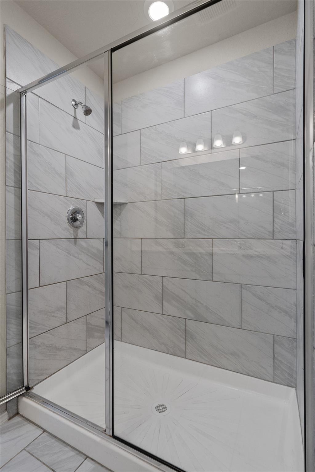 222 Jaycen Ln, New Braunfels, TX 78130