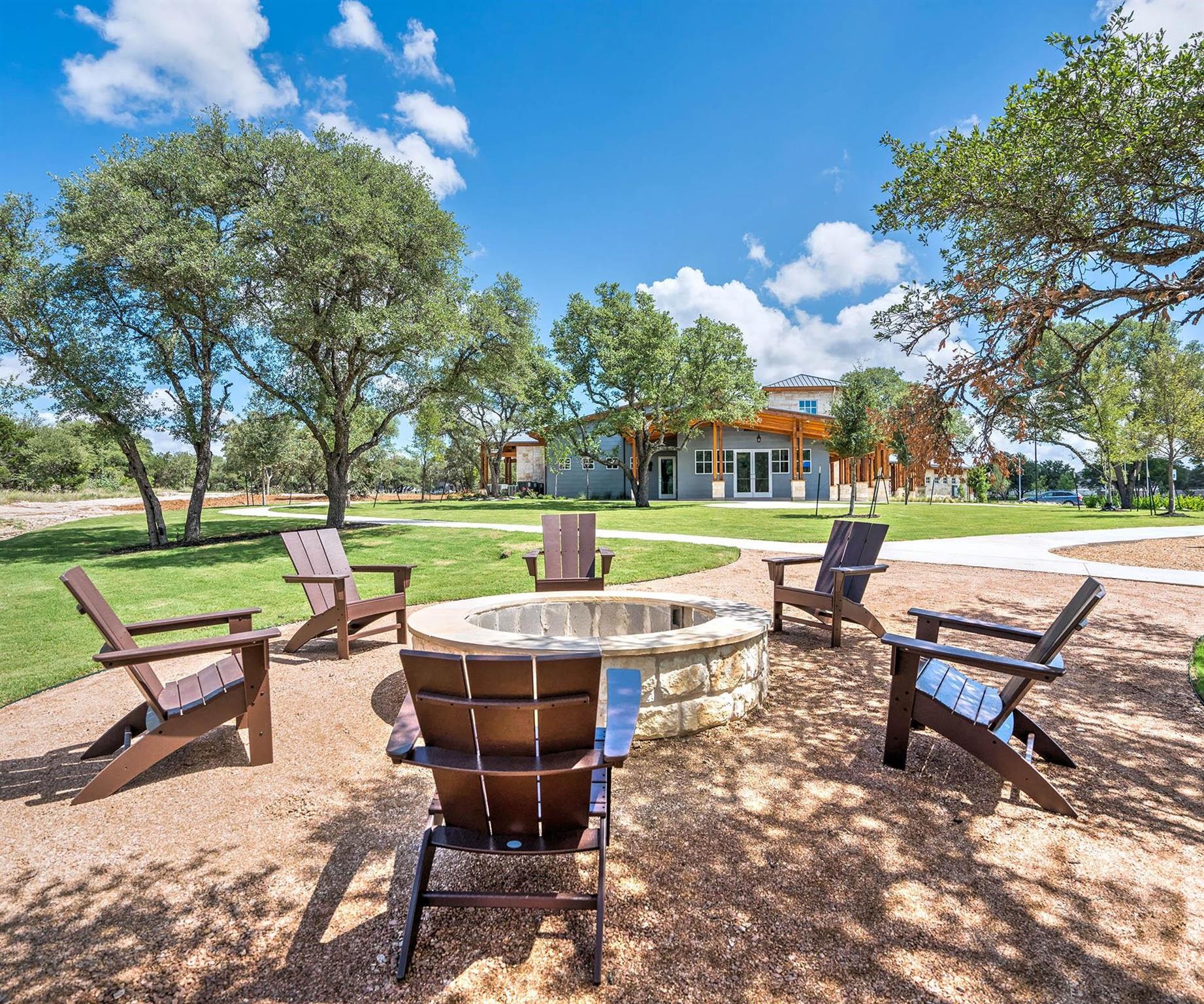 112 Groesbeck Ln, Leander, TX 78641