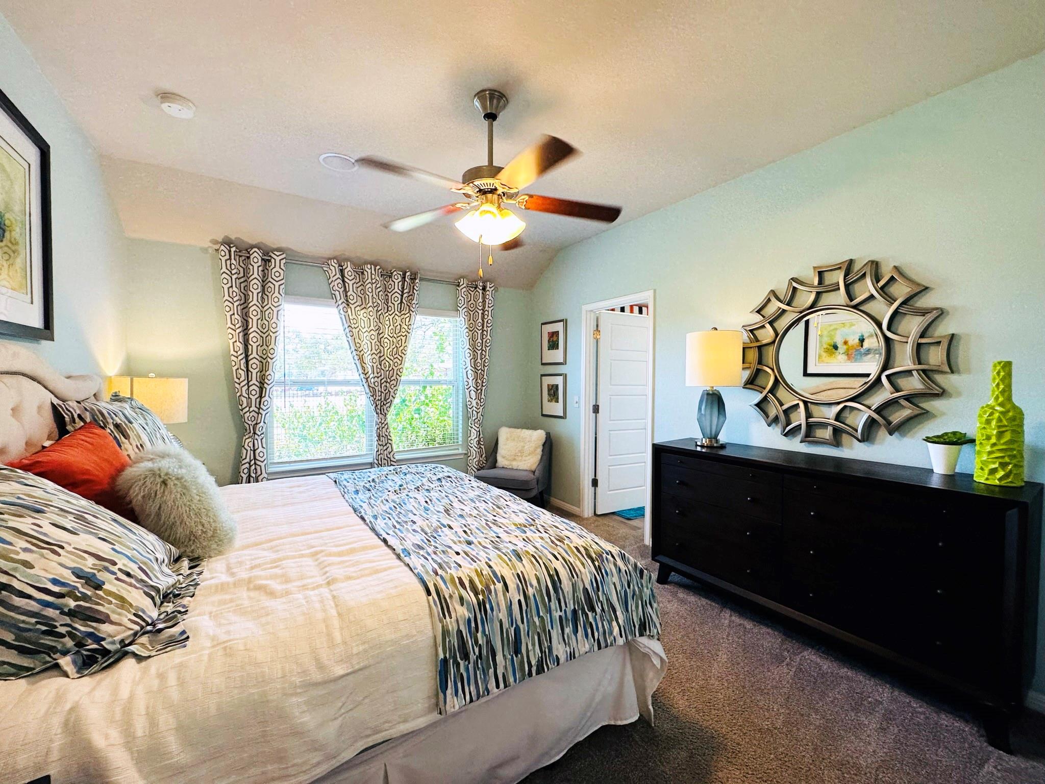 112 Groesbeck Ln, Leander, TX 78641