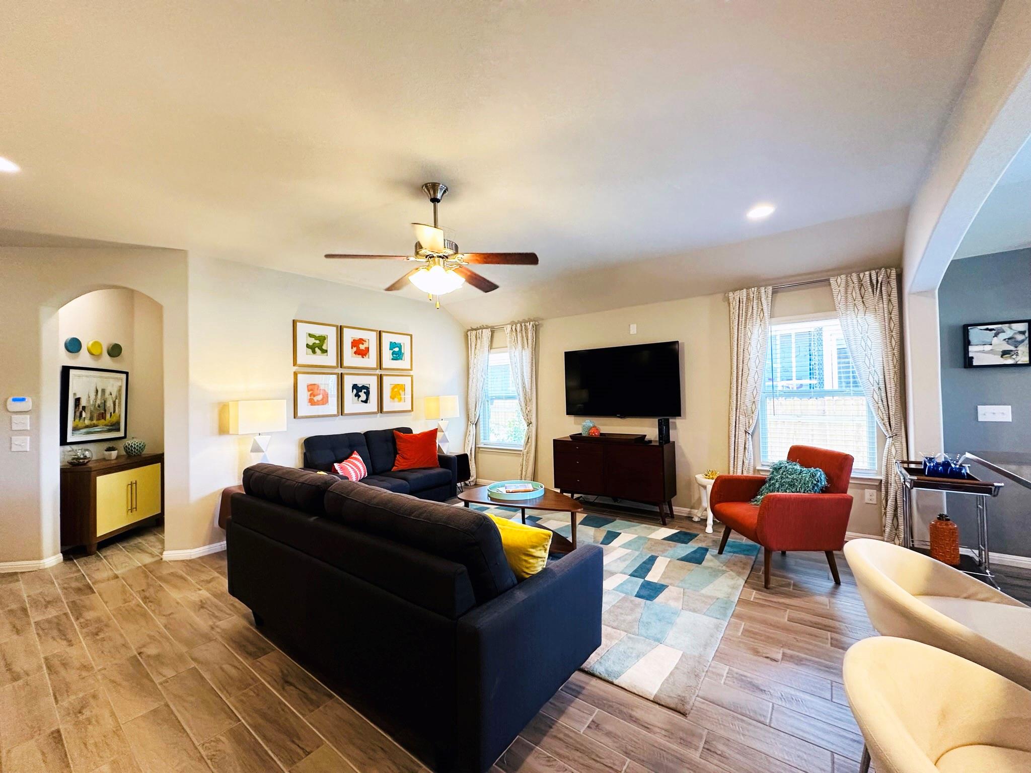 112 Groesbeck Ln, Leander, TX 78641