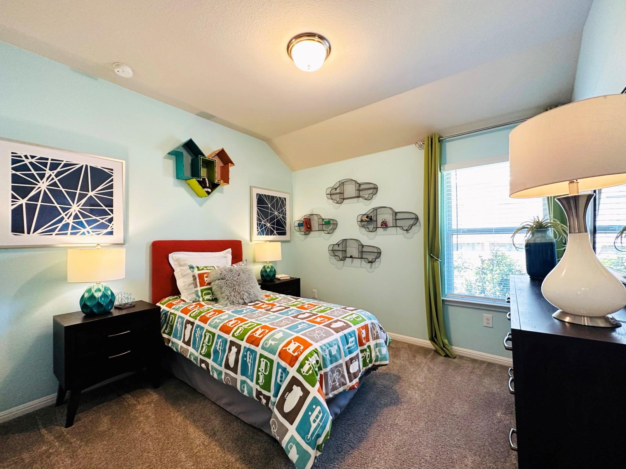 112 Groesbeck Ln, Leander, TX 78641